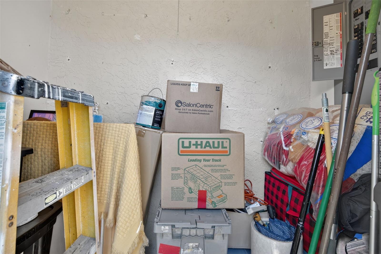 Image 43 of 55 For 9883 88th Way