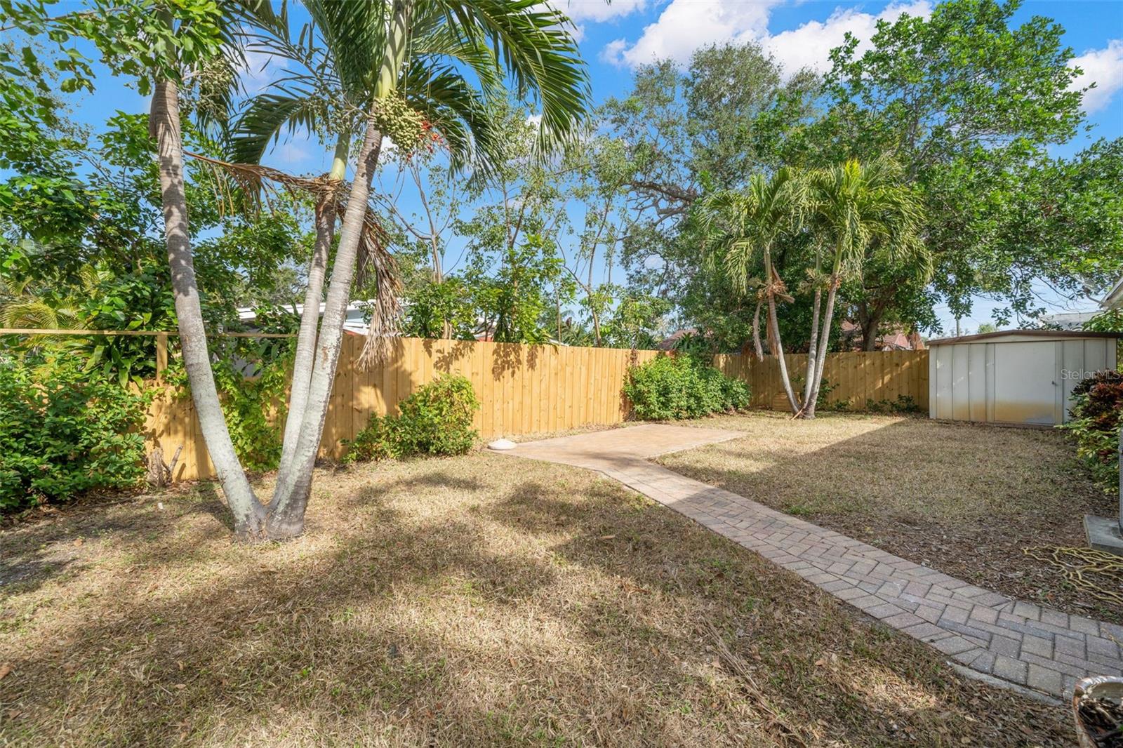 Image 21 of 22 For 5107 26th Avenue S