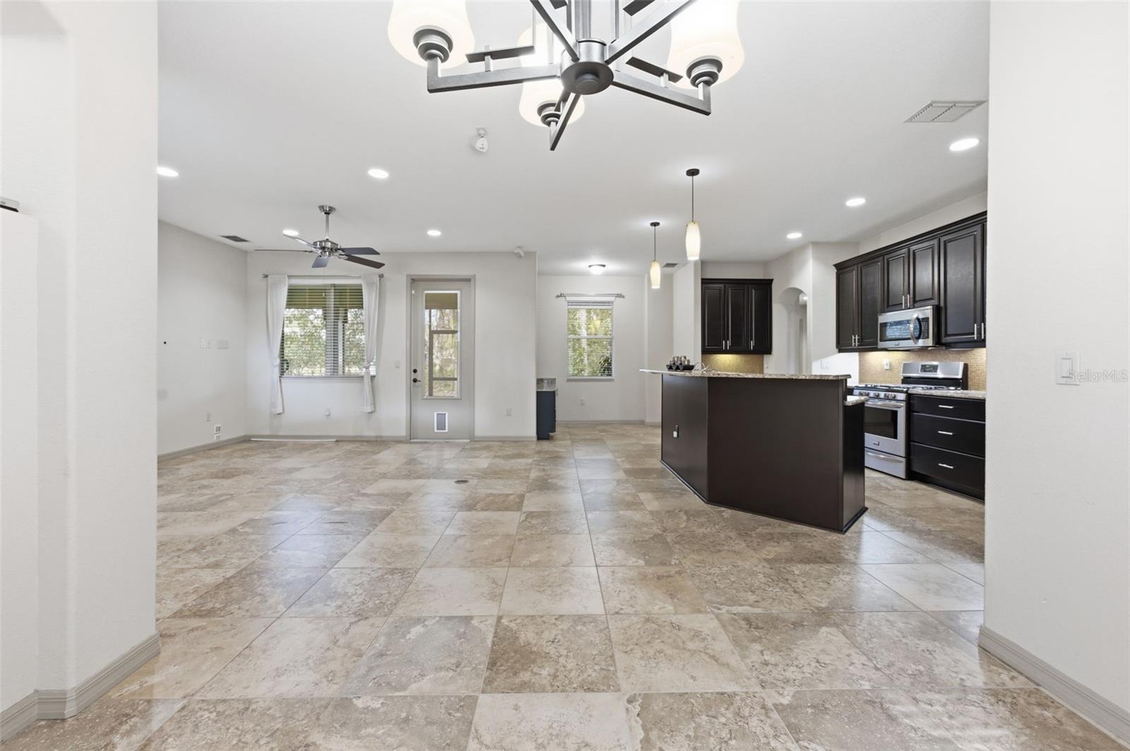 Image 10 of 45 For 1304 Candlelight Boulevard