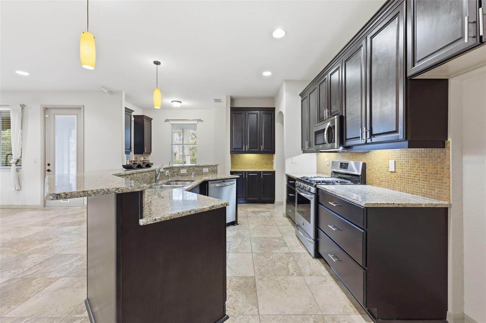 Image 12 of 45 For 1304 Candlelight Boulevard