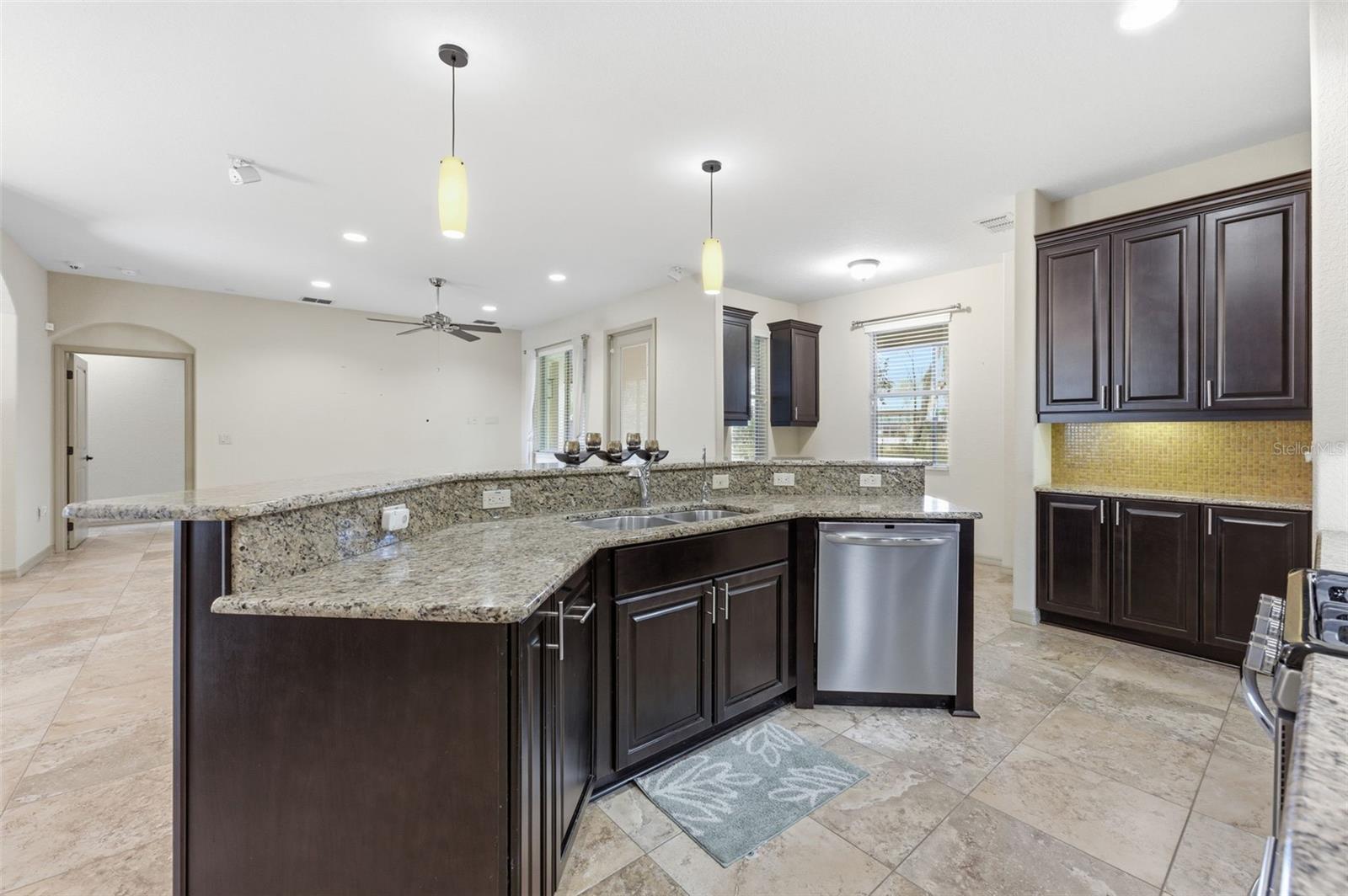 Image 13 of 45 For 1304 Candlelight Boulevard