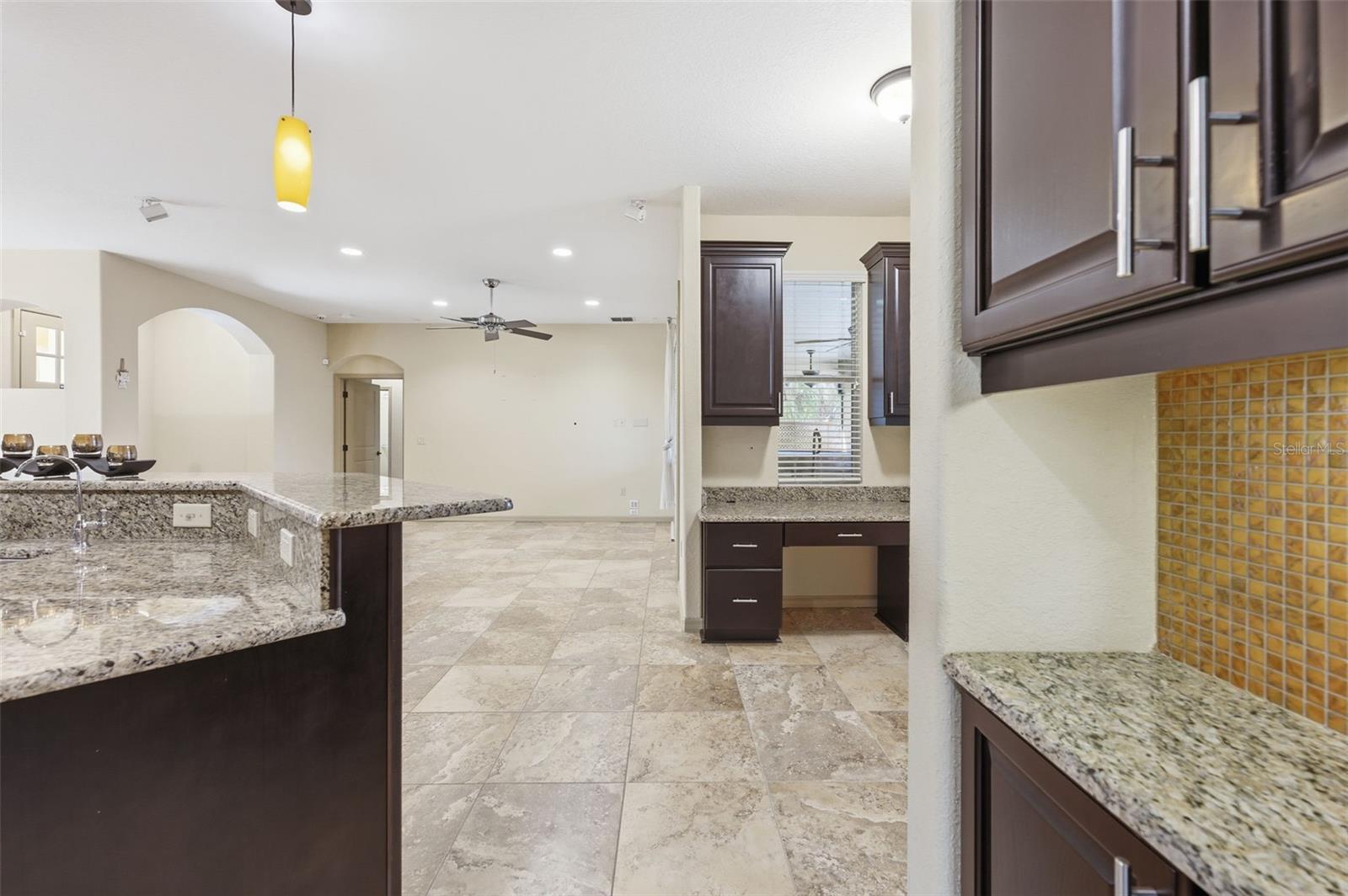 Image 15 of 45 For 1304 Candlelight Boulevard