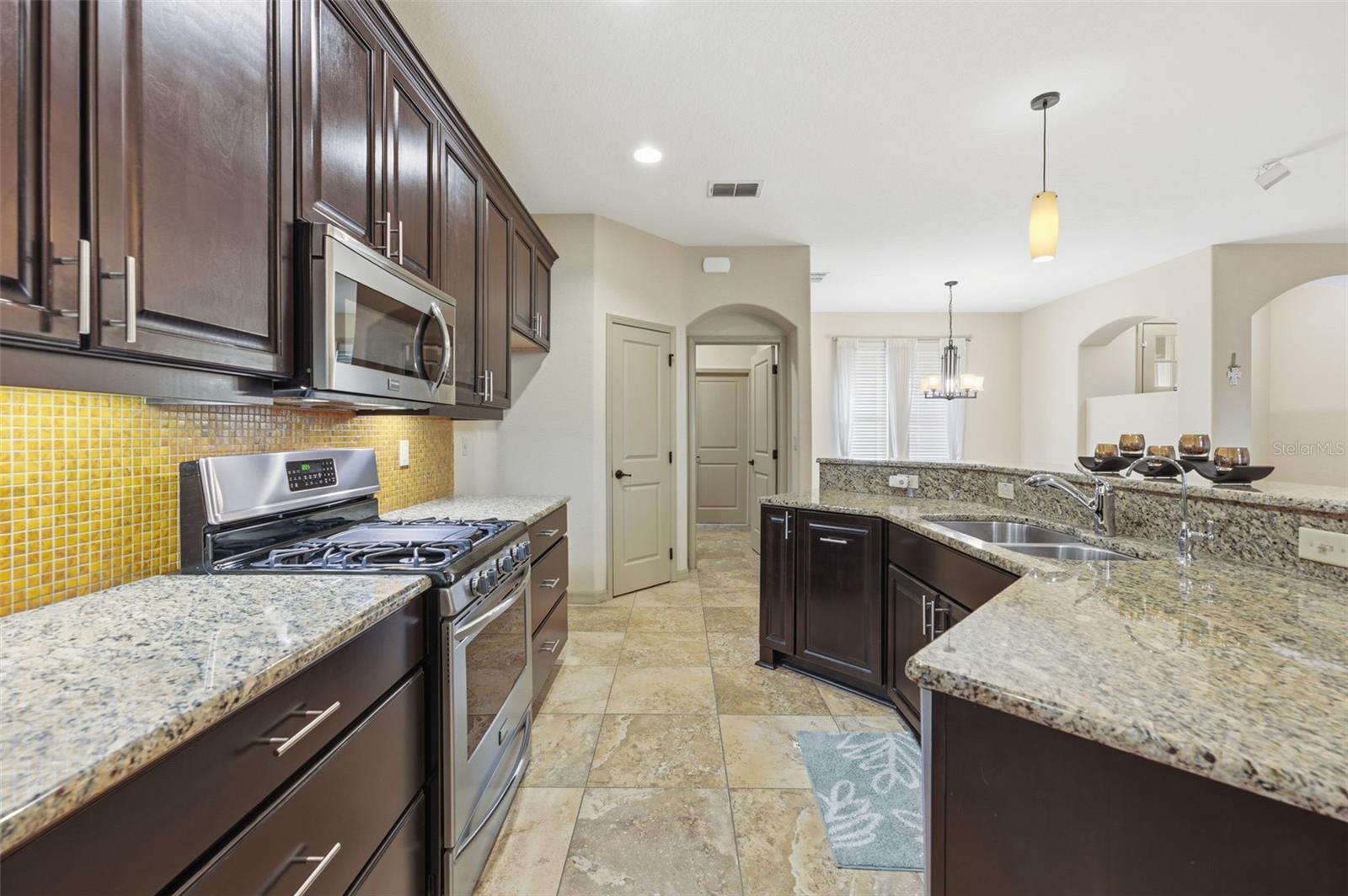 Image 16 of 45 For 1304 Candlelight Boulevard