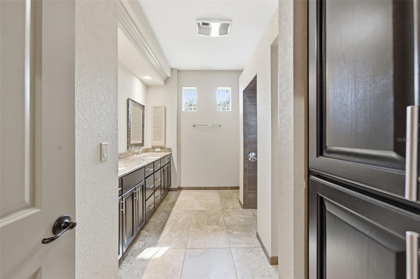 Image 23 of 45 For 1304 Candlelight Boulevard