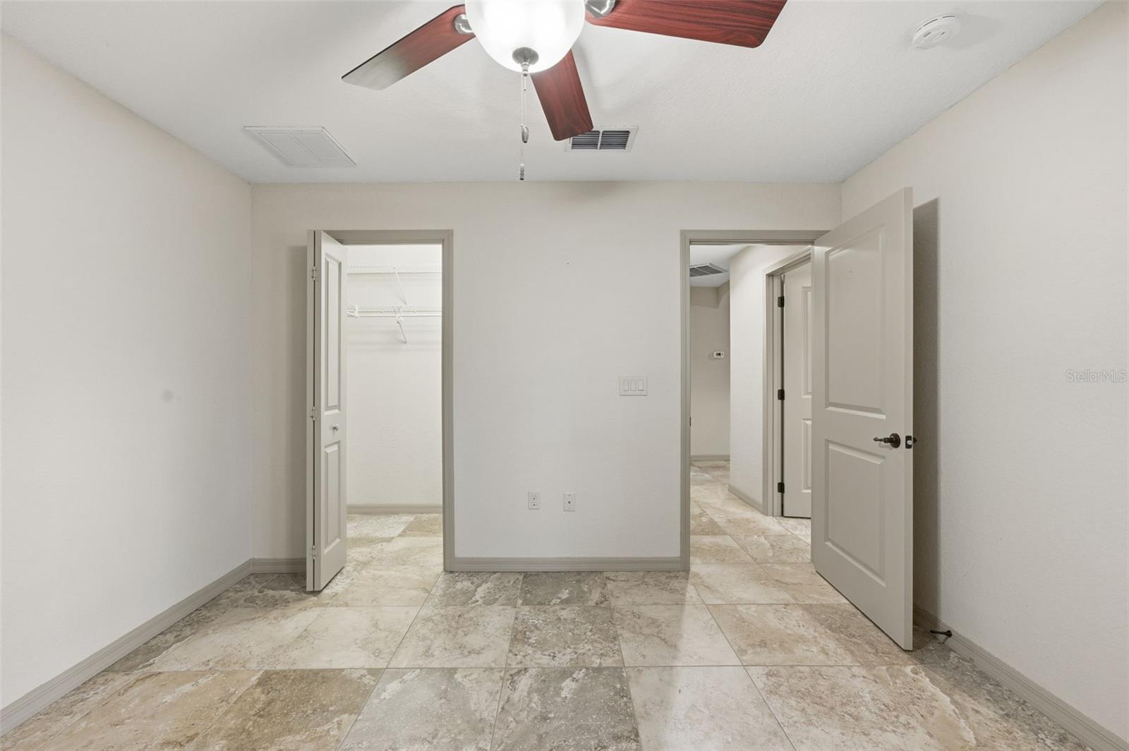 Image 32 of 45 For 1304 Candlelight Boulevard