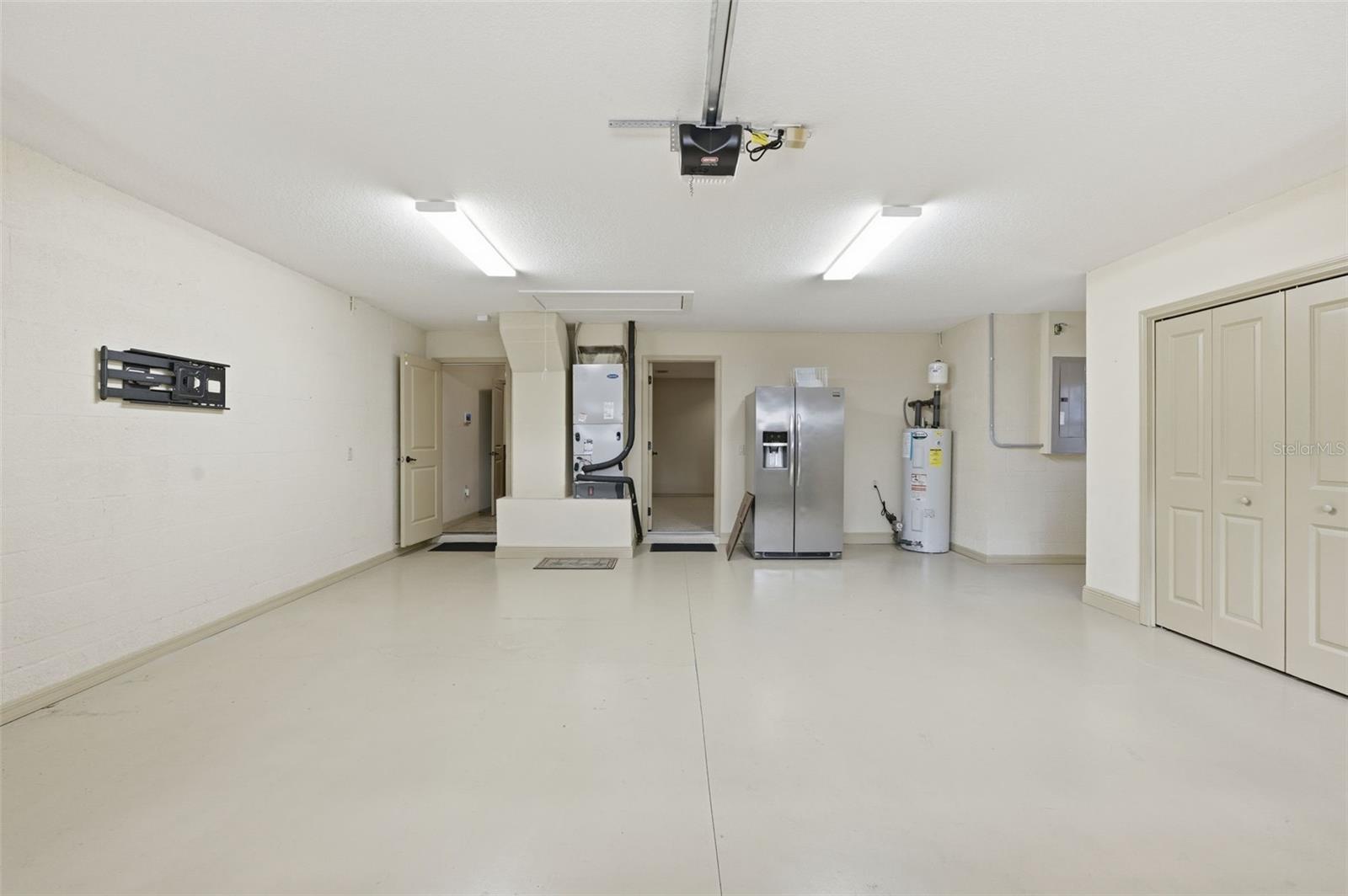 Image 39 of 45 For 1304 Candlelight Boulevard