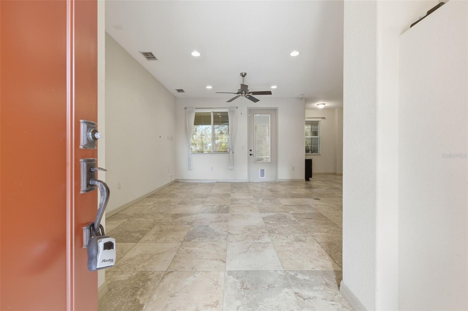 Image 4 of 45 For 1304 Candlelight Boulevard