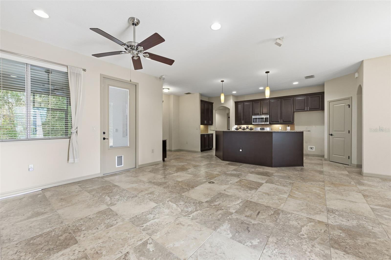 Image 5 of 45 For 1304 Candlelight Boulevard