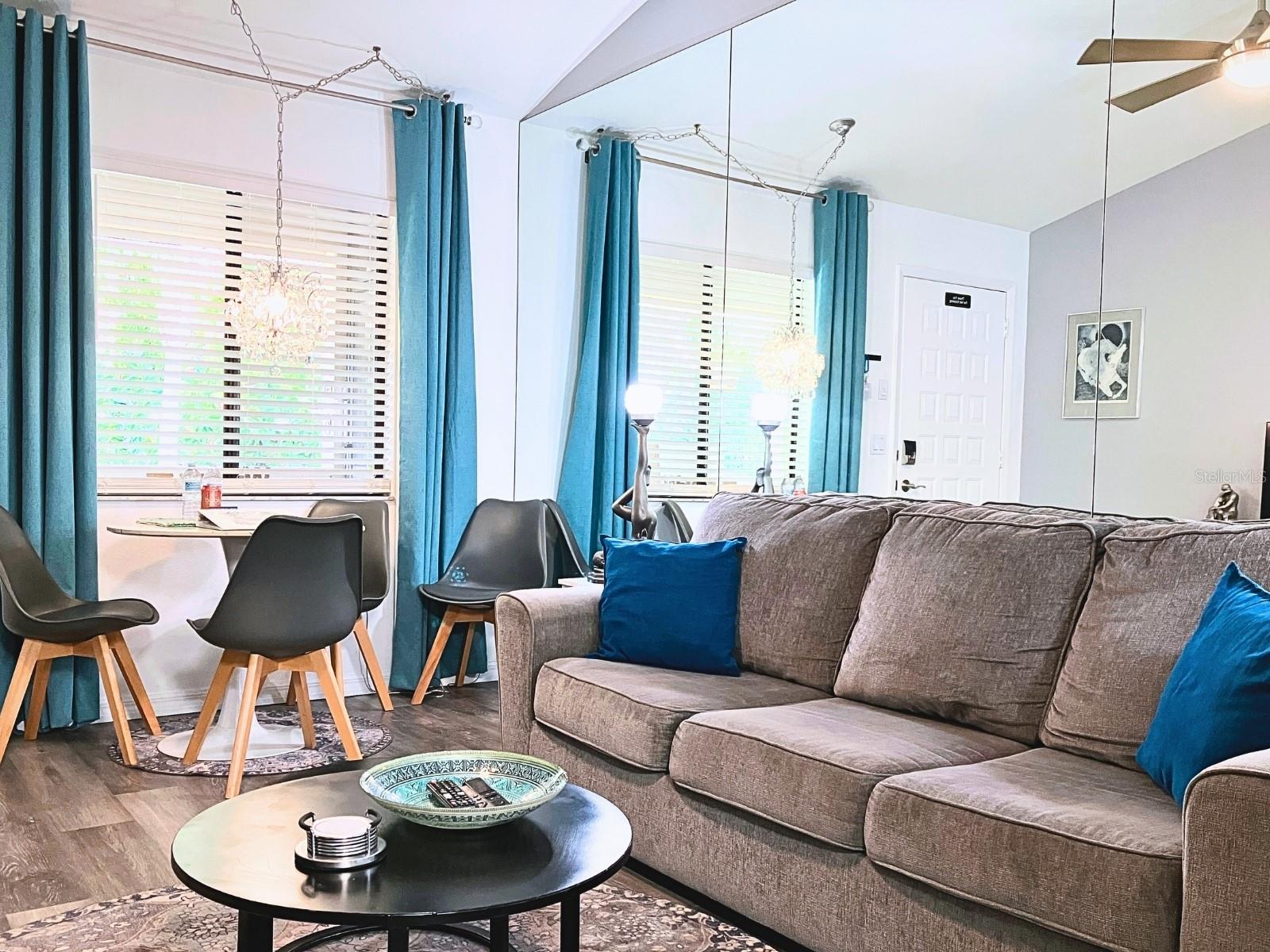 Image 16 of 36 For 20921 Haulover Cove F14