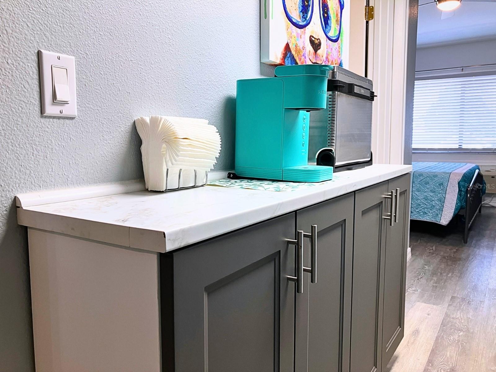 Image 21 of 36 For 20921 Haulover Cove F14