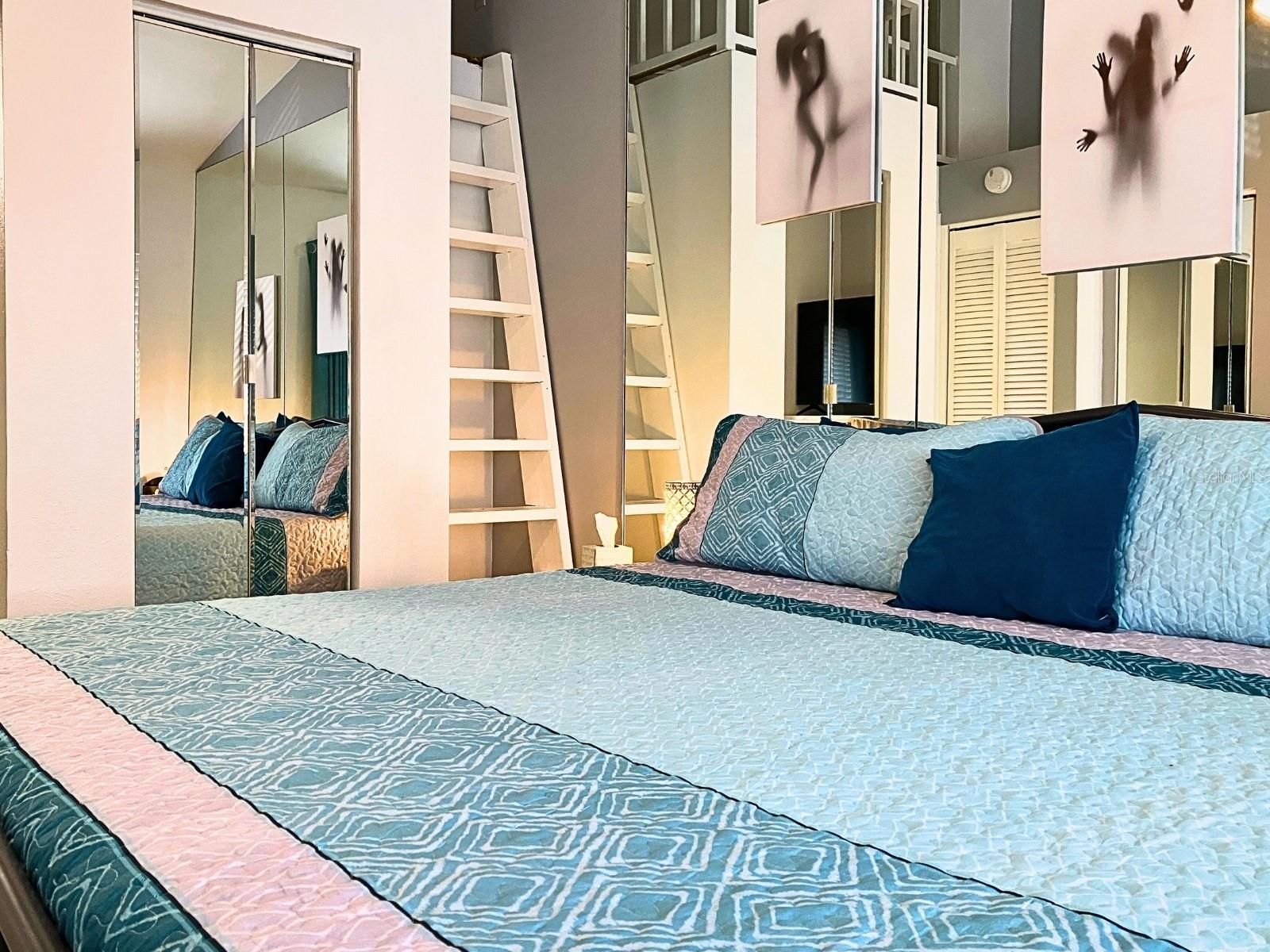 Image 27 of 36 For 20921 Haulover Cove F14