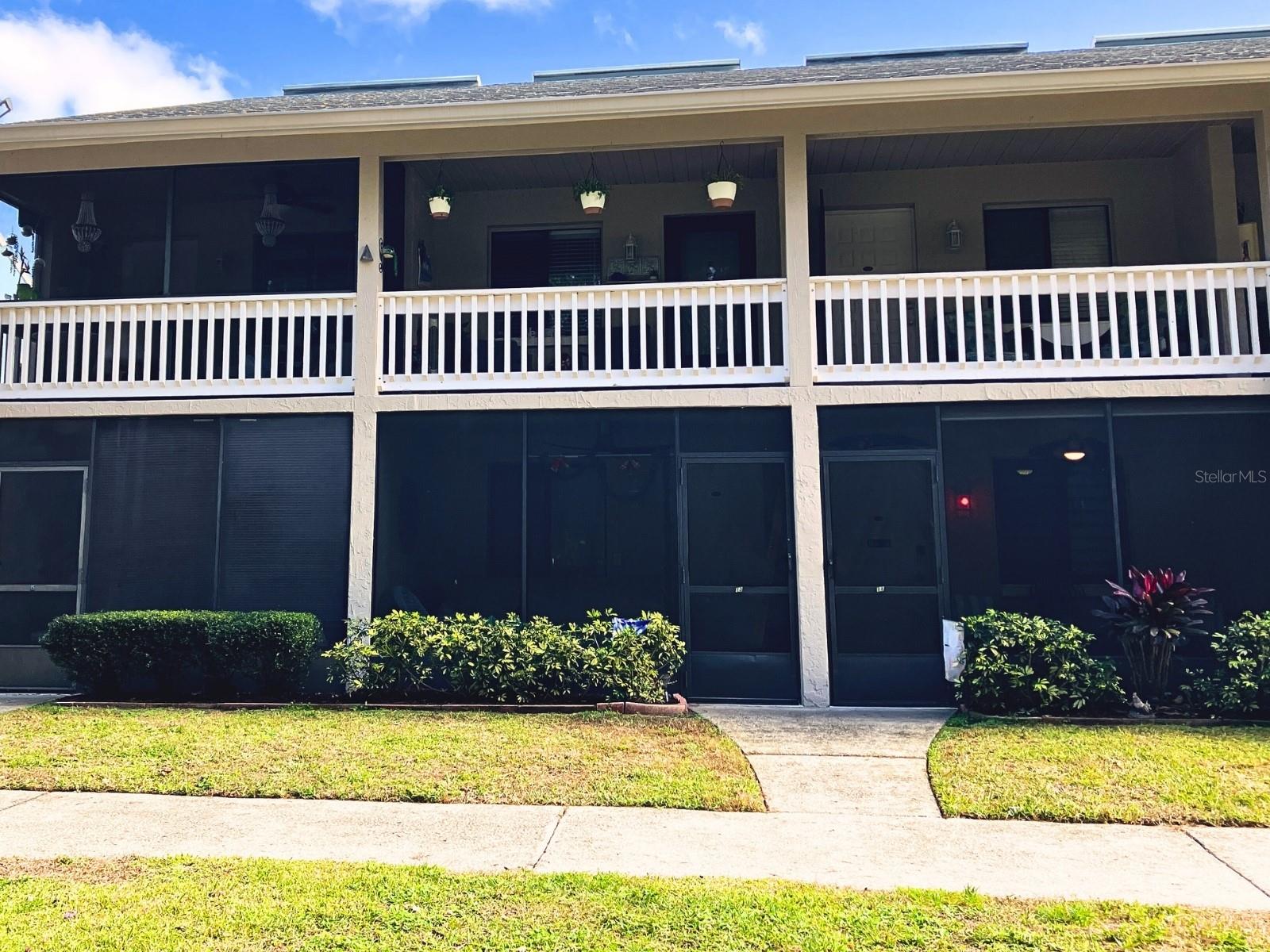 Image 3 of 36 For 20921 Haulover Cove F14