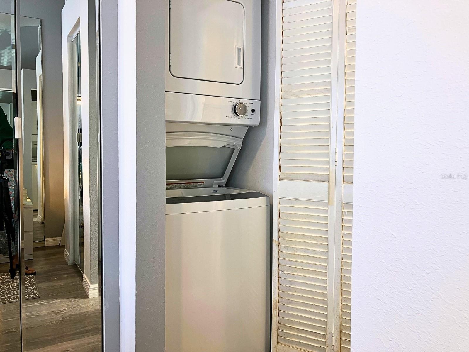 Image 33 of 36 For 20921 Haulover Cove F14