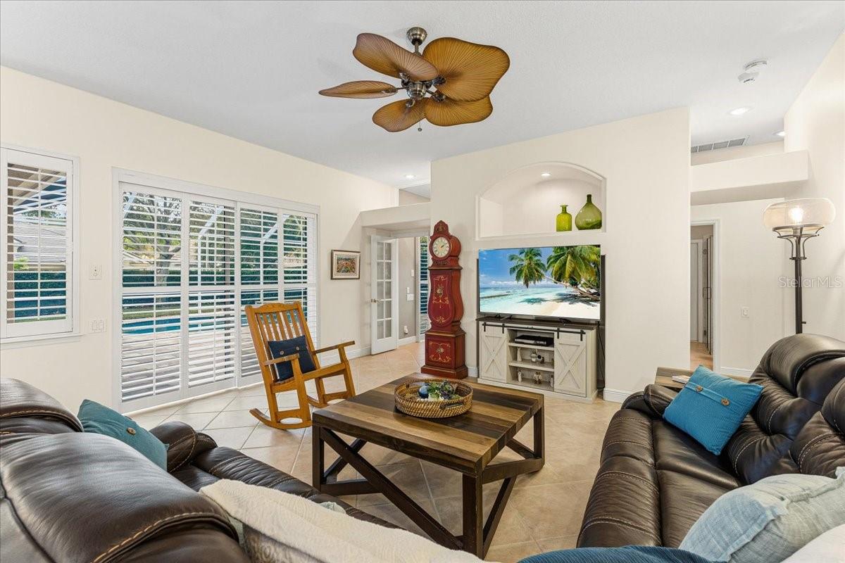 Image 17 of 48 For 3685 Julienne Way