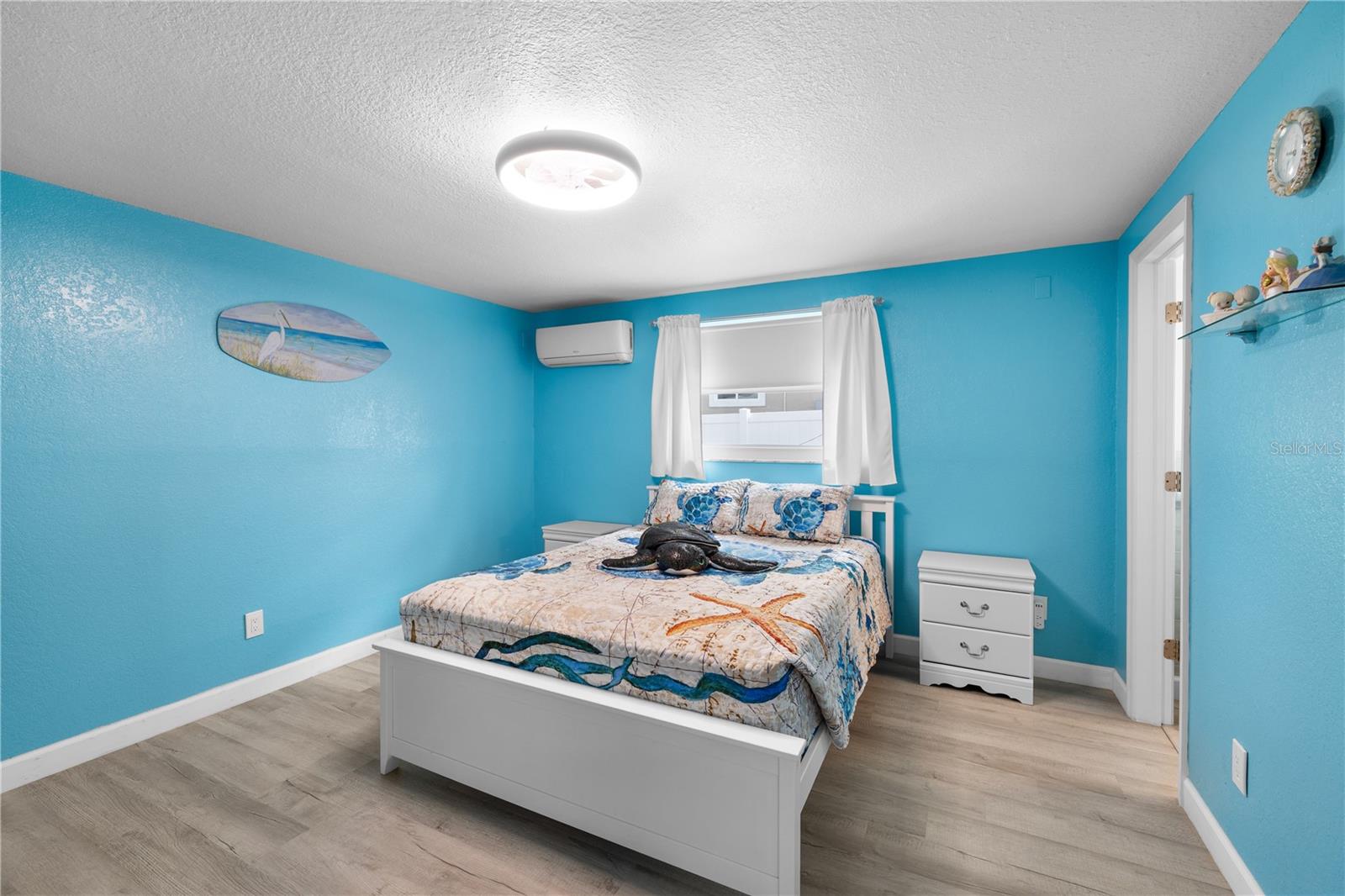 Image 18 of 46 For 3336 Gulfview Drive