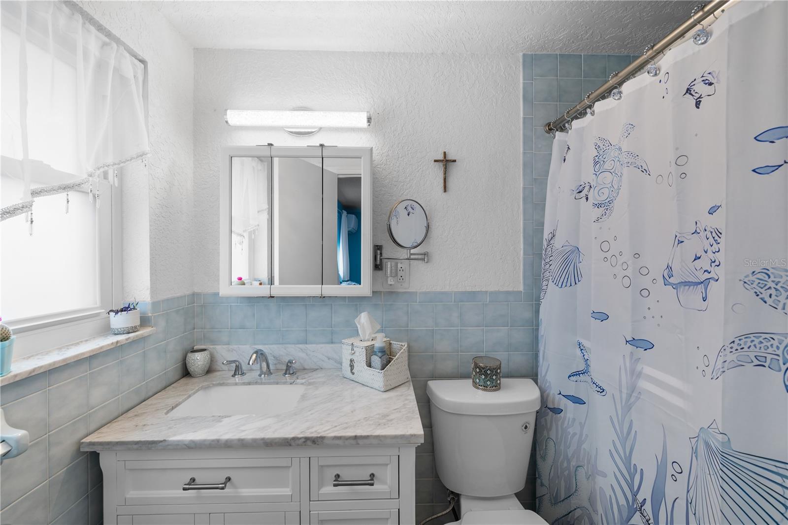 Image 20 of 46 For 3336 Gulfview Drive