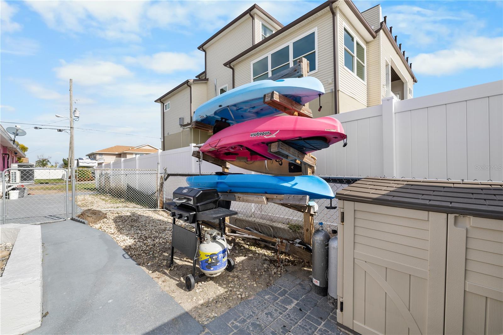 Image 39 of 46 For 3336 Gulfview Drive