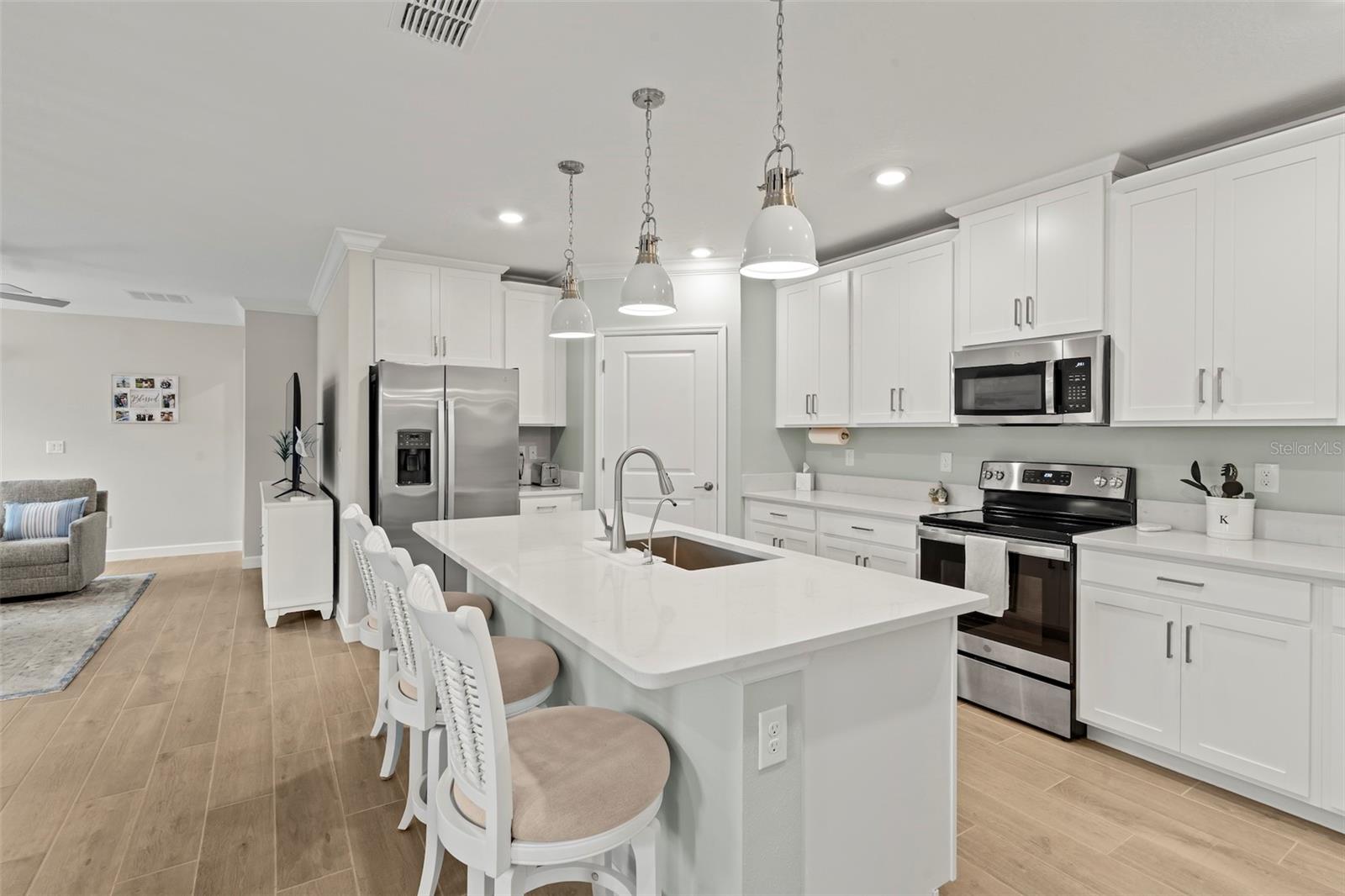 Image 14 of 51 For 16803 Forge Surf Street