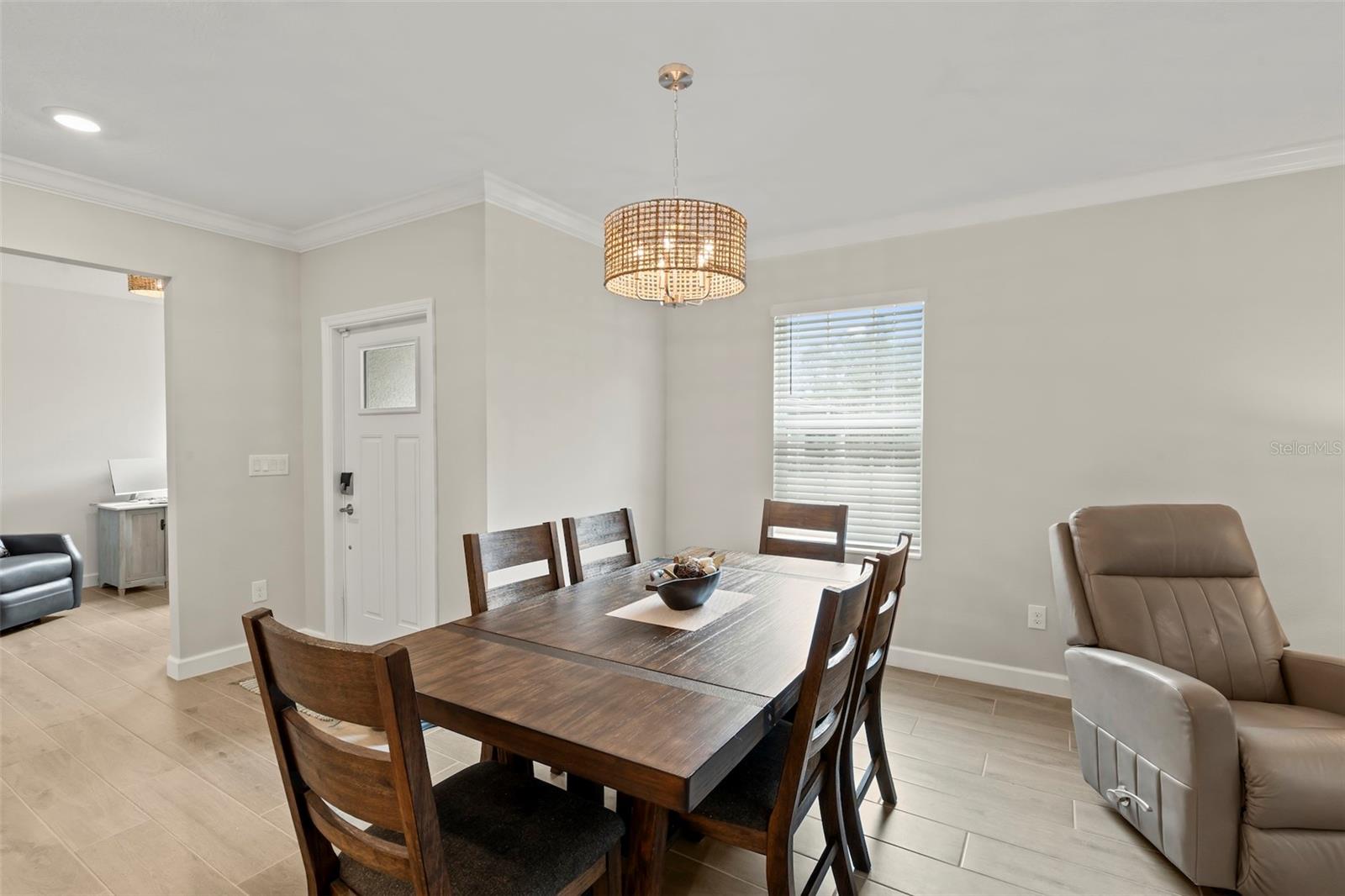 Image 16 of 51 For 16803 Forge Surf Street