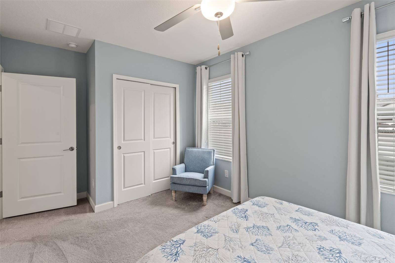 Image 26 of 51 For 16803 Forge Surf Street