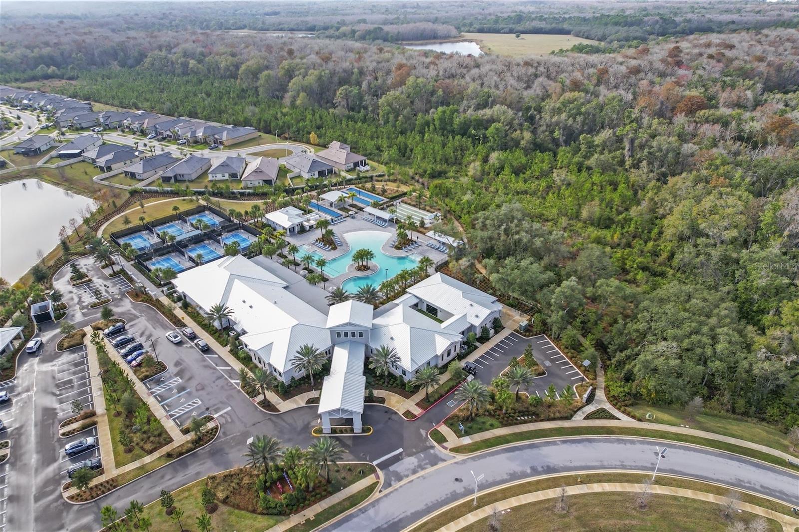 Image 32 of 51 For 16803 Forge Surf Street