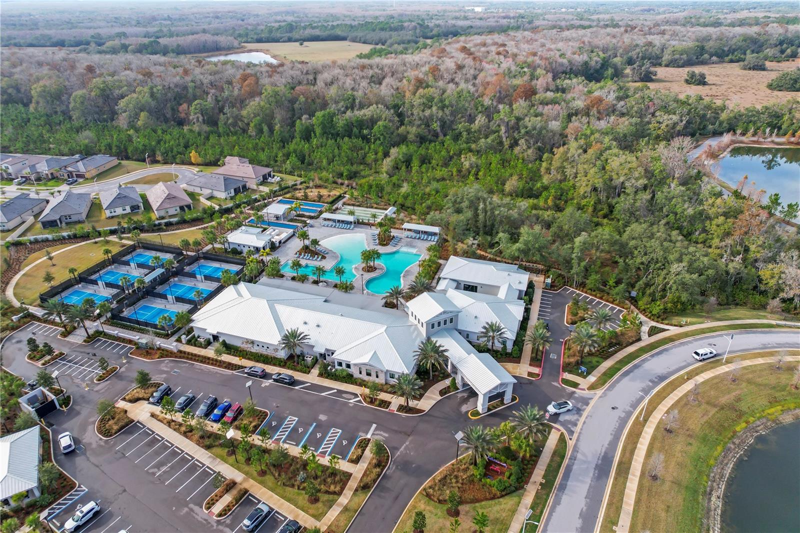 Image 33 of 51 For 16803 Forge Surf Street