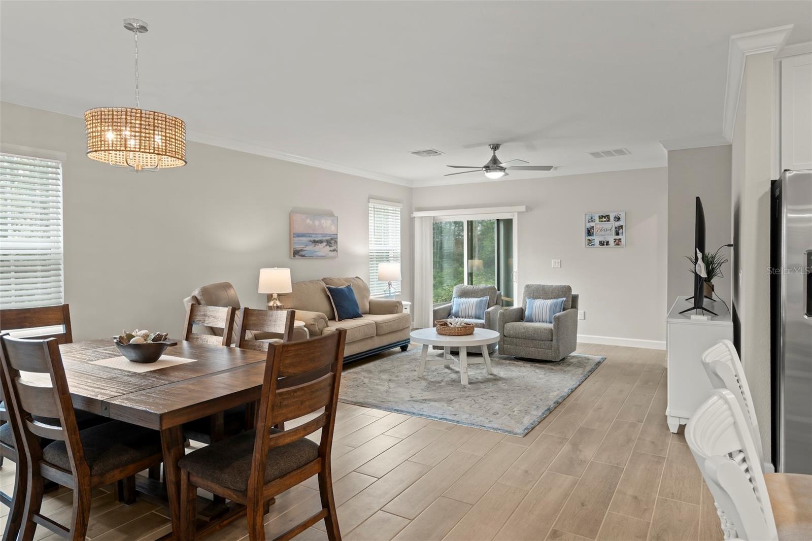 Image 8 of 51 For 16803 Forge Surf Street