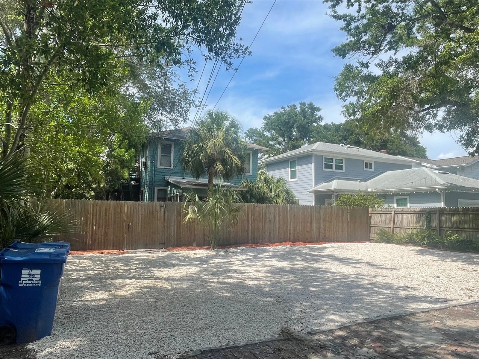 Image 13 of 14 For 836 24th Avenue N 1