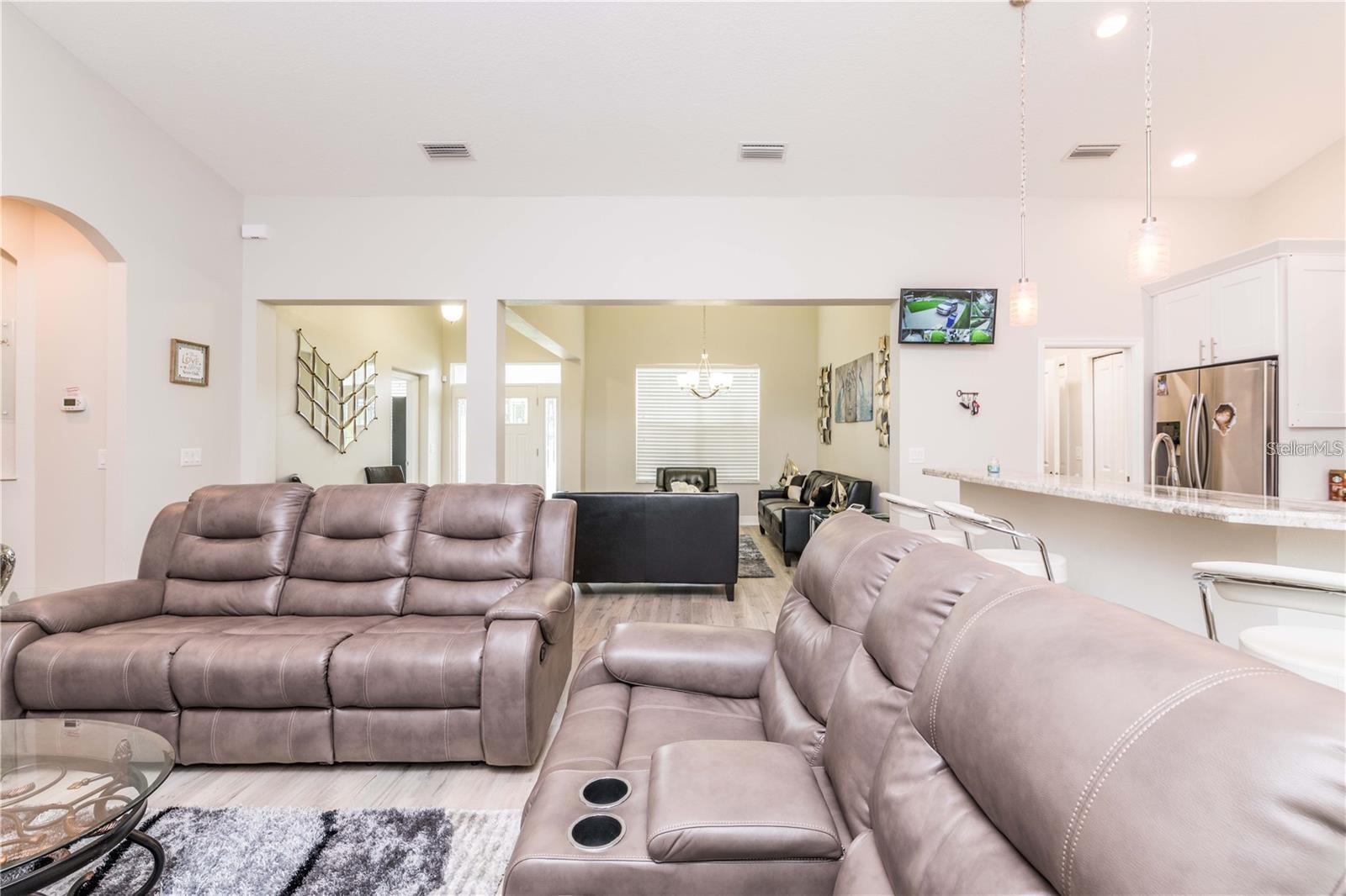 Image 5 of 21 For 5816 Little River Drive