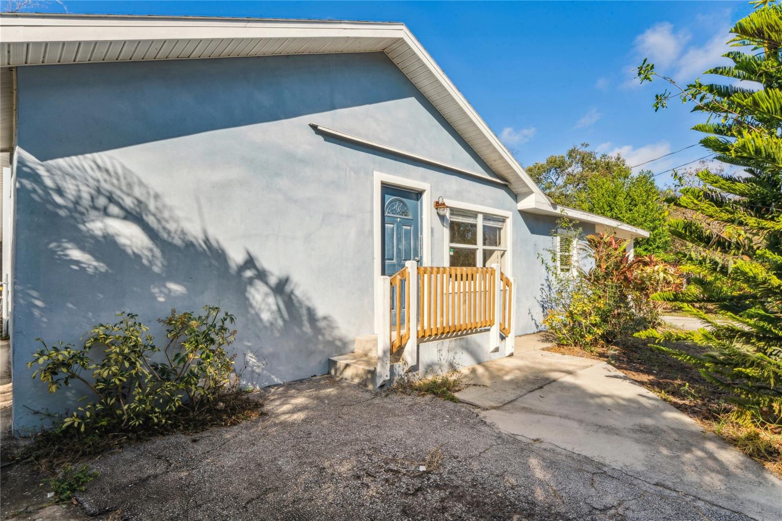 Image 25 of 55 For 118 David Avenue