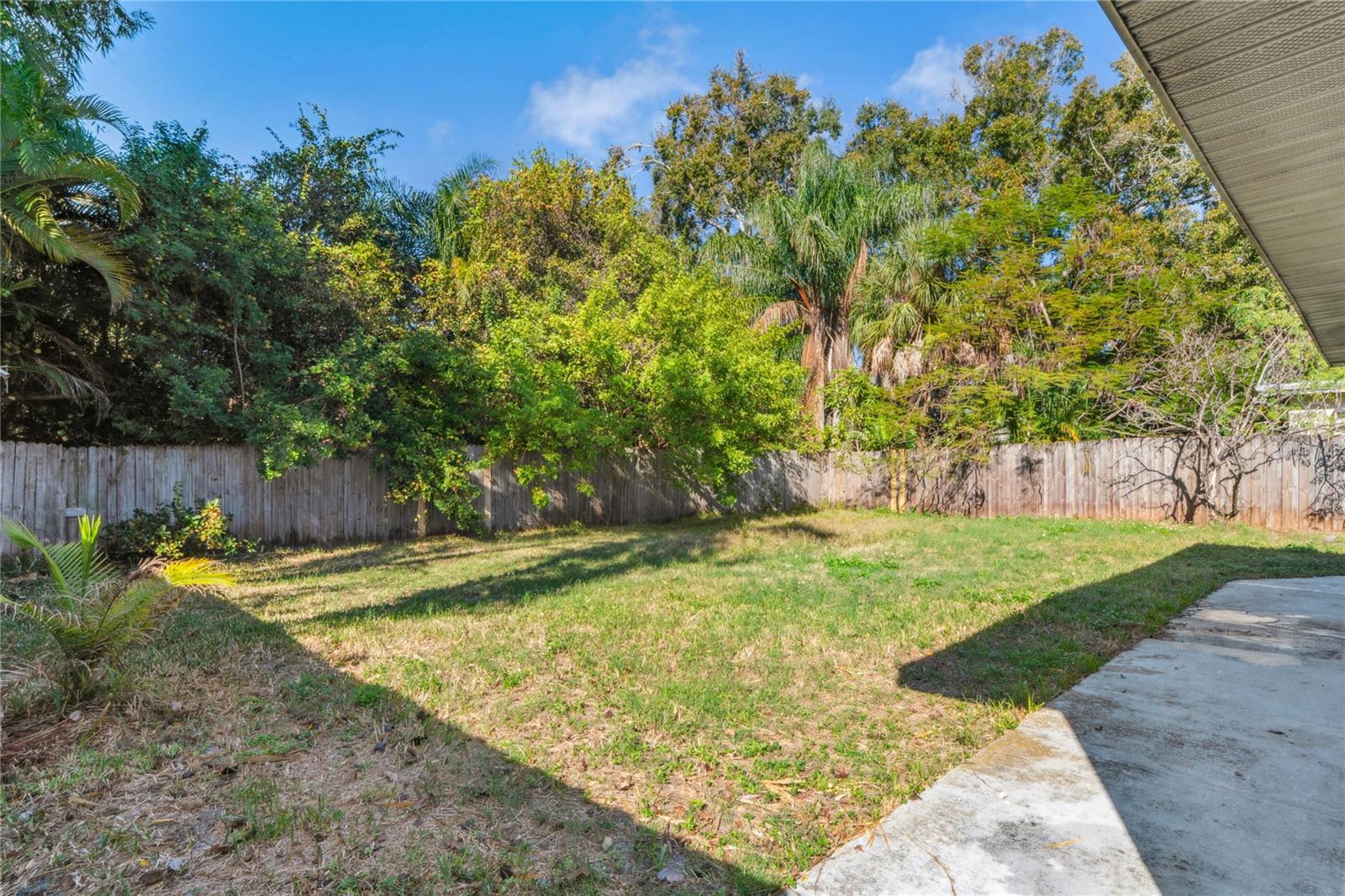 Image 42 of 55 For 118 David Avenue