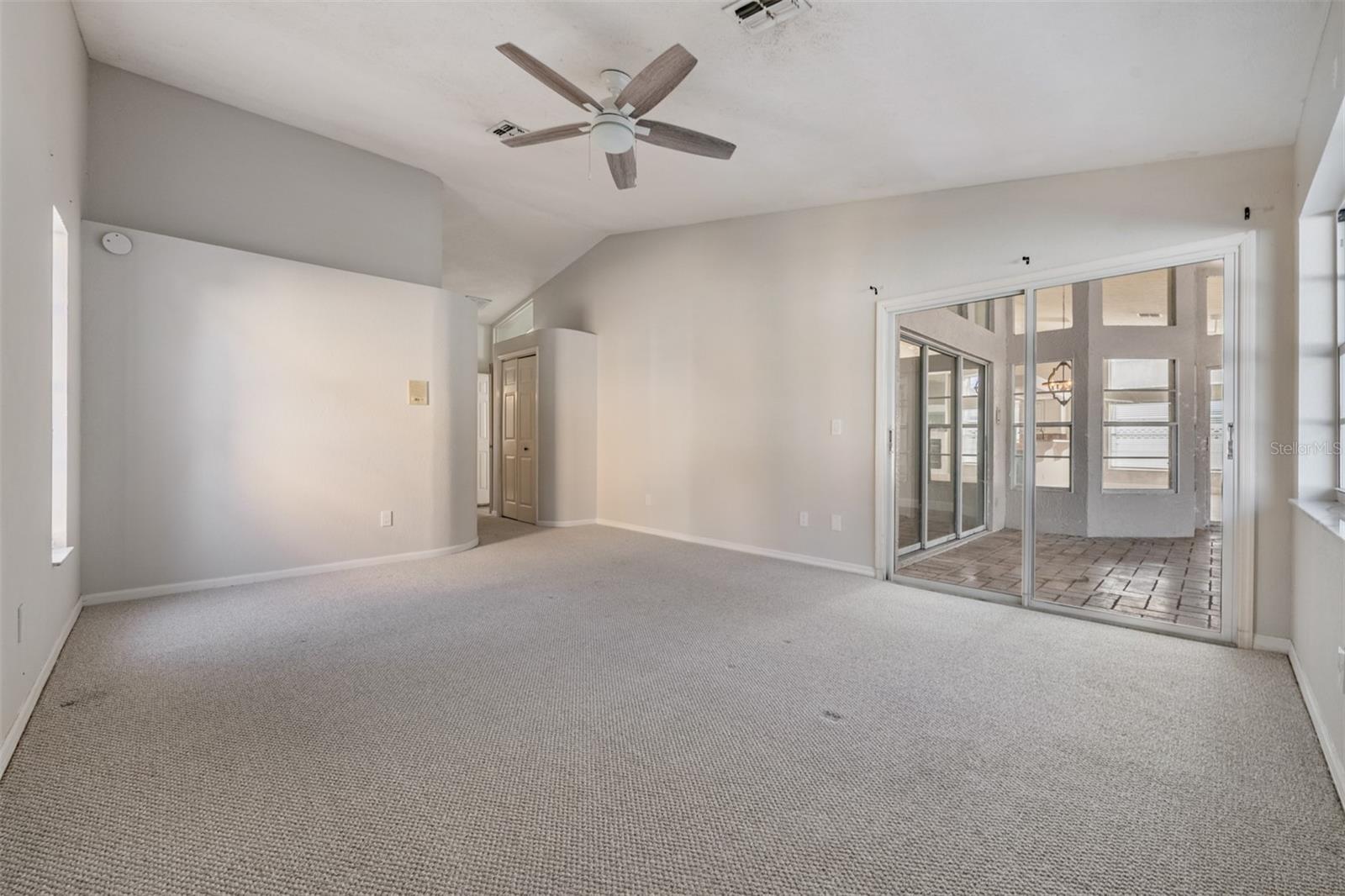 Image 16 of 26 For 5315 Saltamonte Drive