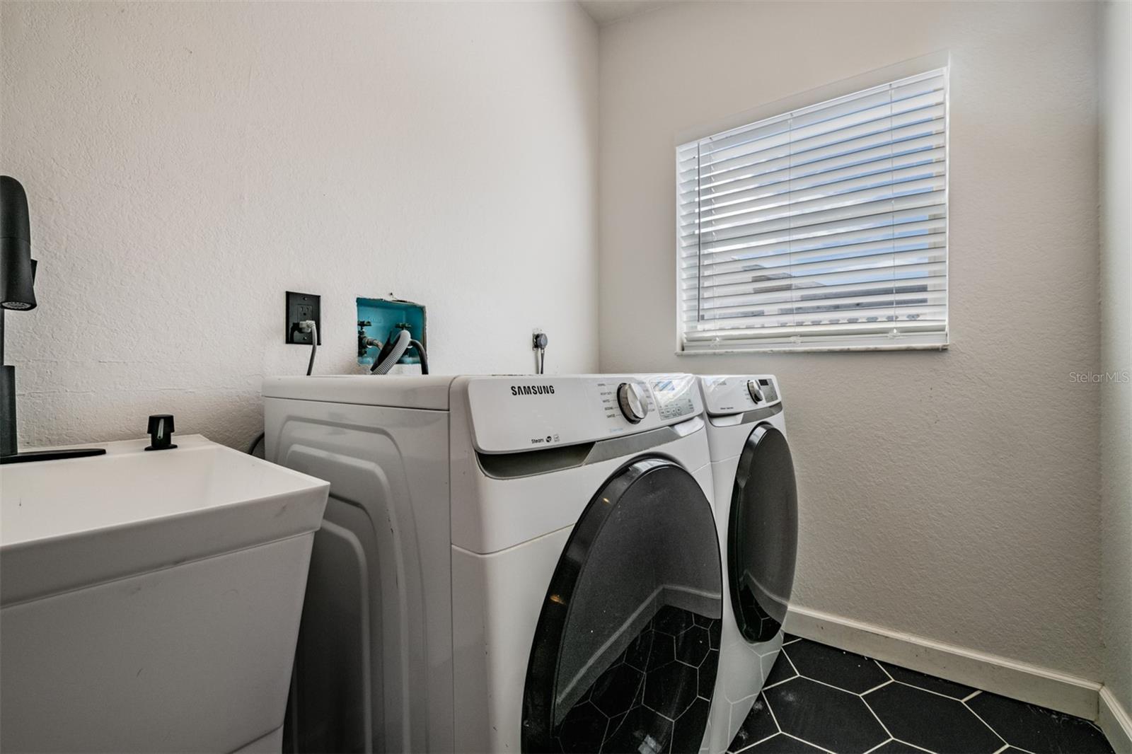 Image 22 of 26 For 5315 Saltamonte Drive