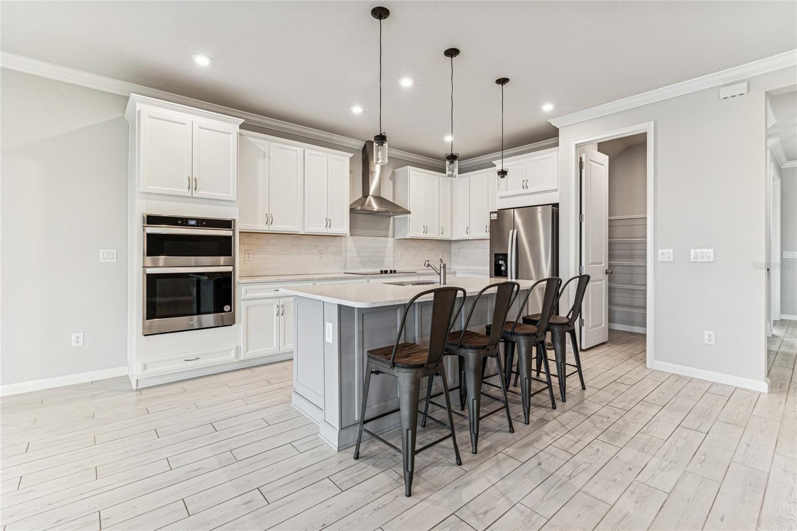 Listing photo id 17 for 19780 Blue Pond Drive