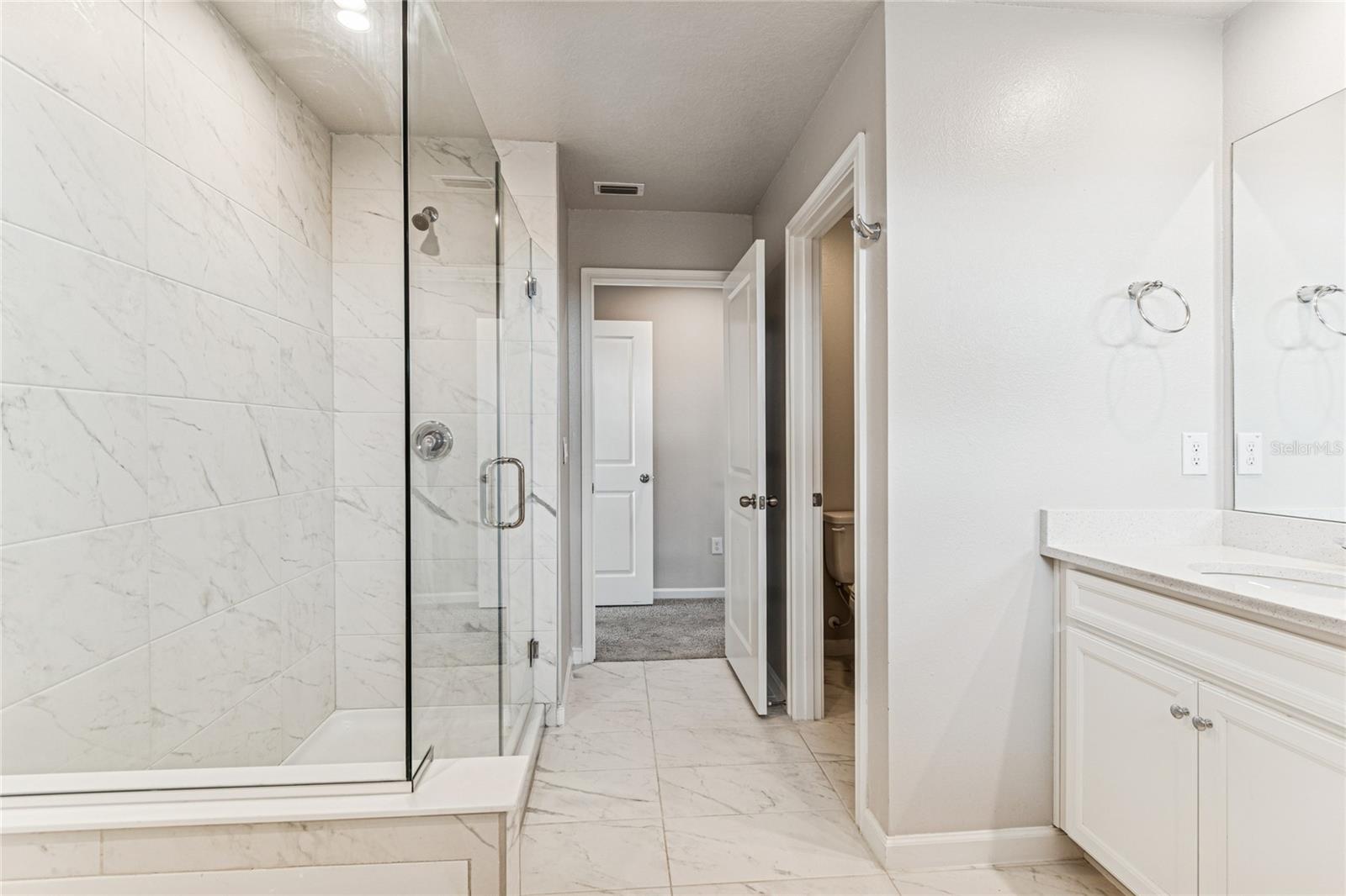 Listing photo id 25 for 19780 Blue Pond Drive