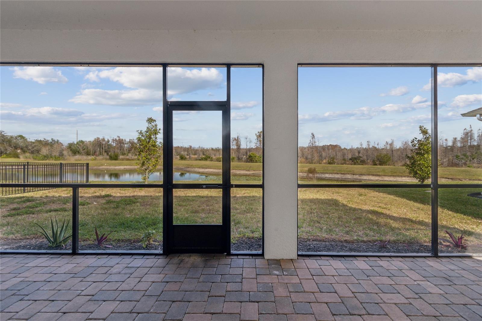 Listing photo id 29 for 19780 Blue Pond Drive