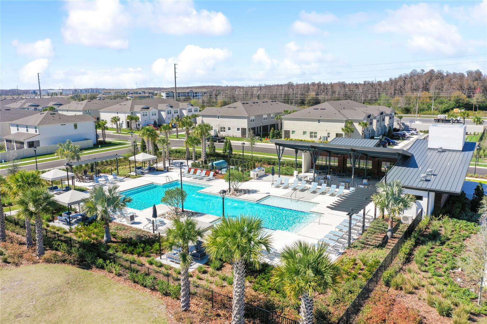 Listing photo id 43 for 19780 Blue Pond Drive