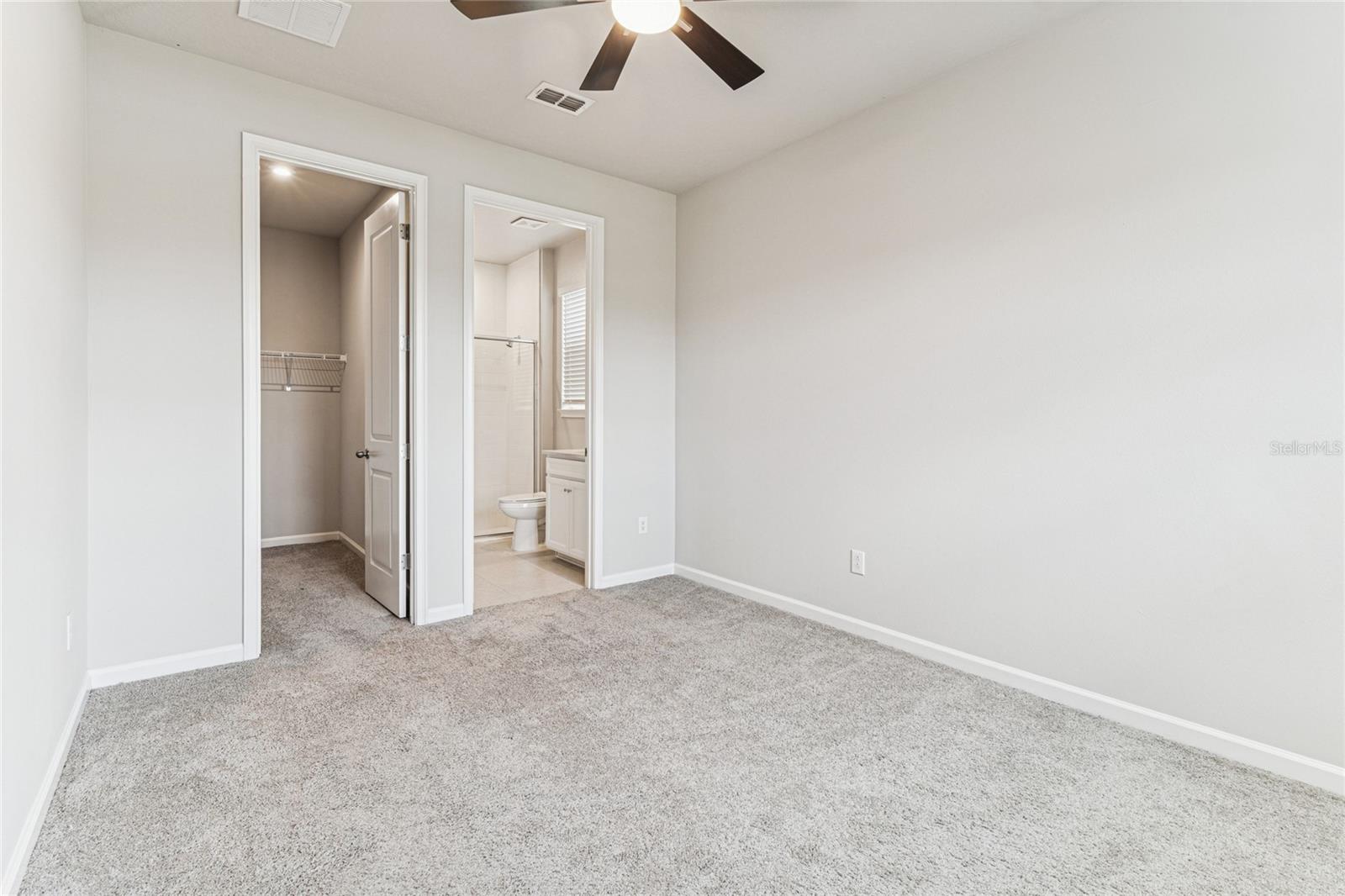 Listing photo id 7 for 19780 Blue Pond Drive