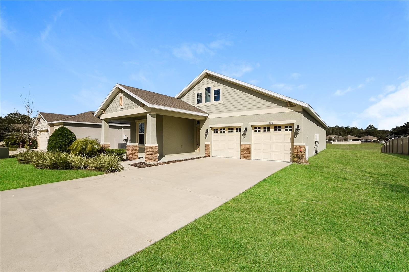 Image 2 of 20 For 500 Nowell Loop