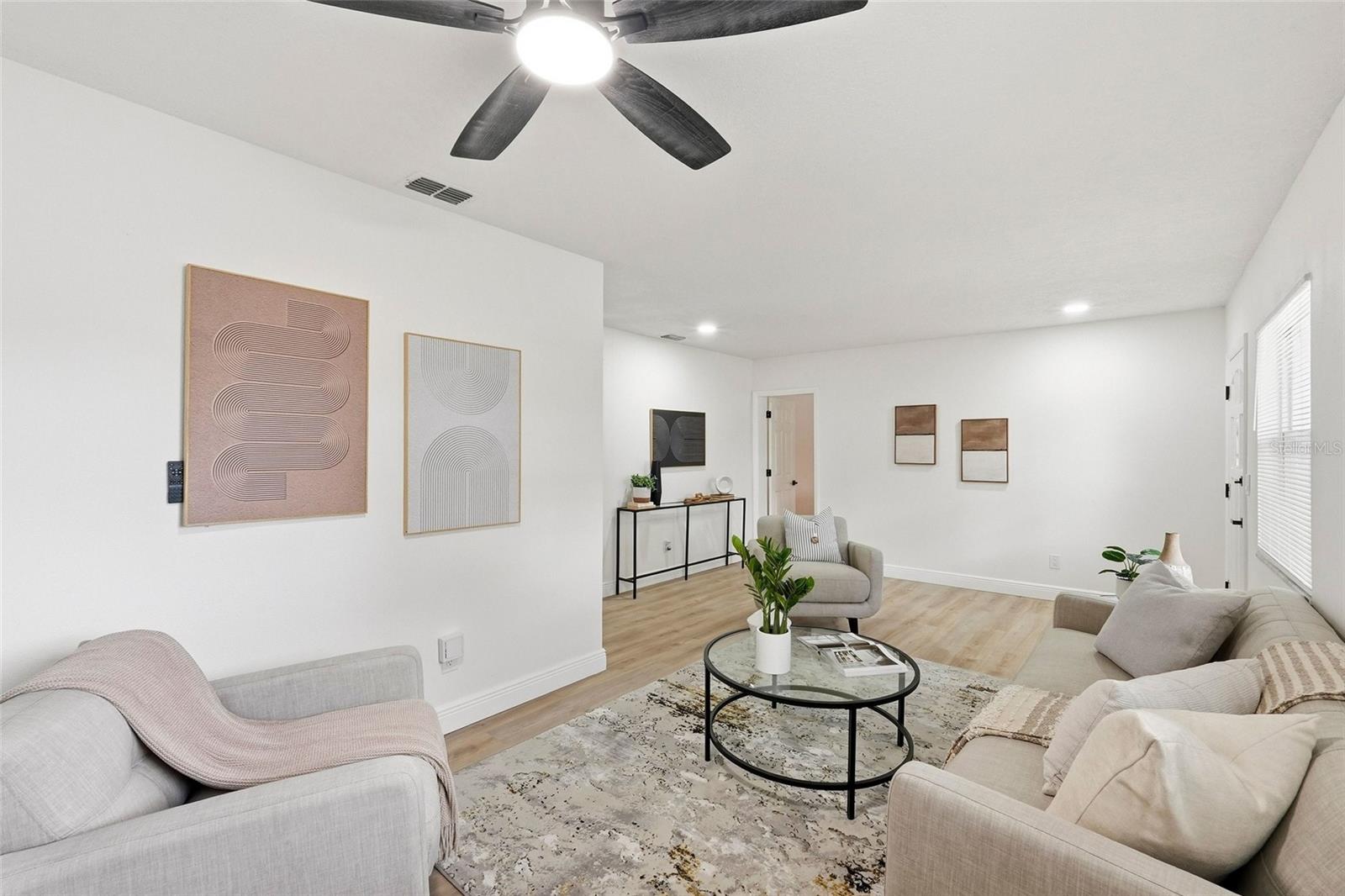 Image 4 of 26 For 7406 Manchester Lane