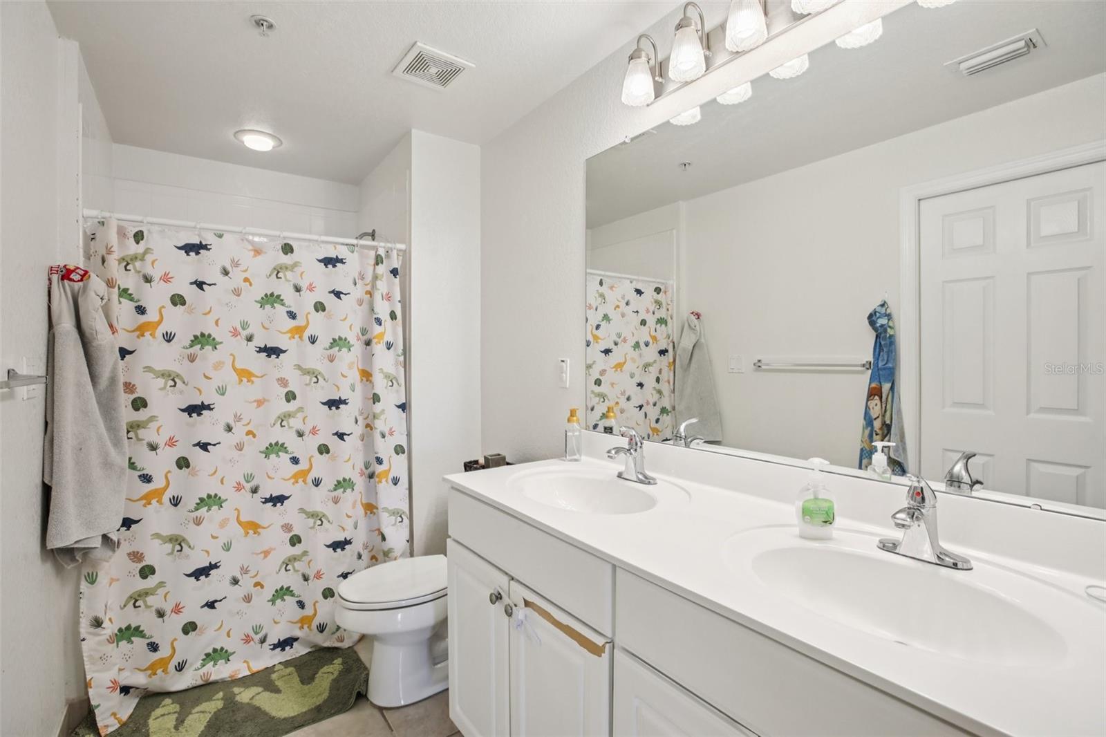 Image 17 of 29 For 9872 Meadow Field Circle 503