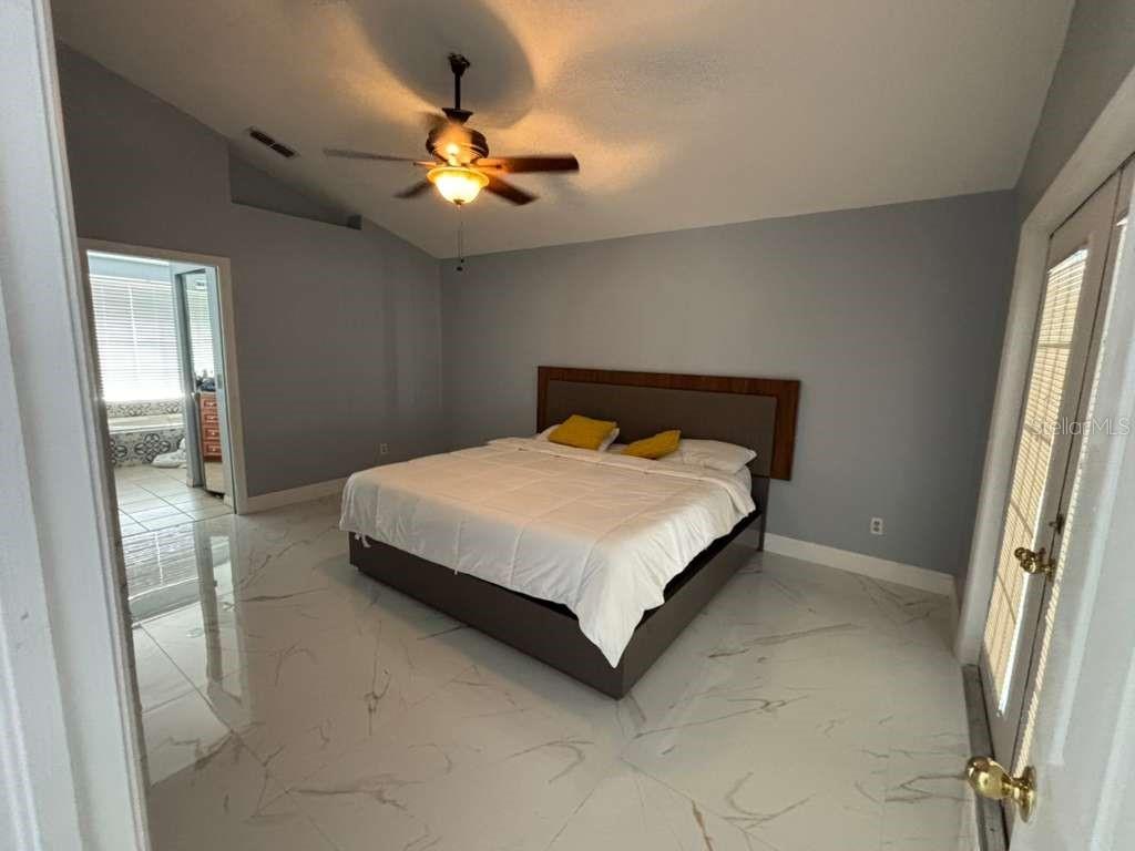 Image 27 of 34 For 1003 Clearcreek Drive