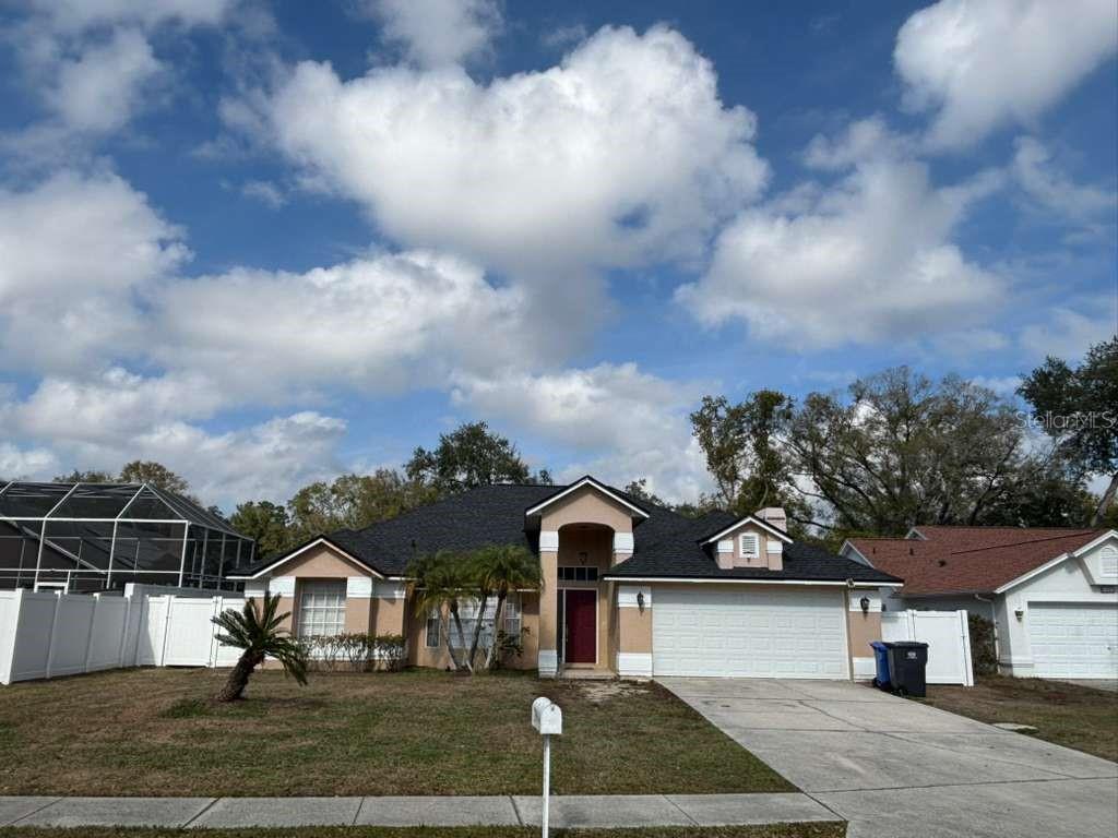 Image 4 of 34 For 1003 Clearcreek Drive