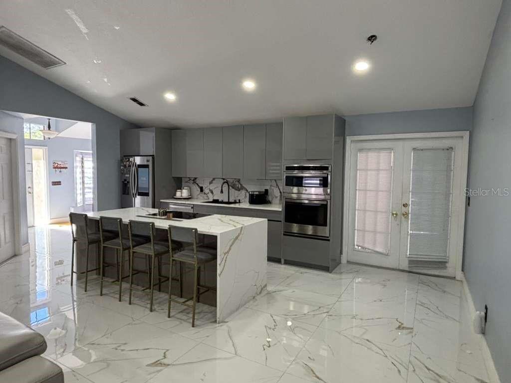 Image 7 of 34 For 1003 Clearcreek Drive