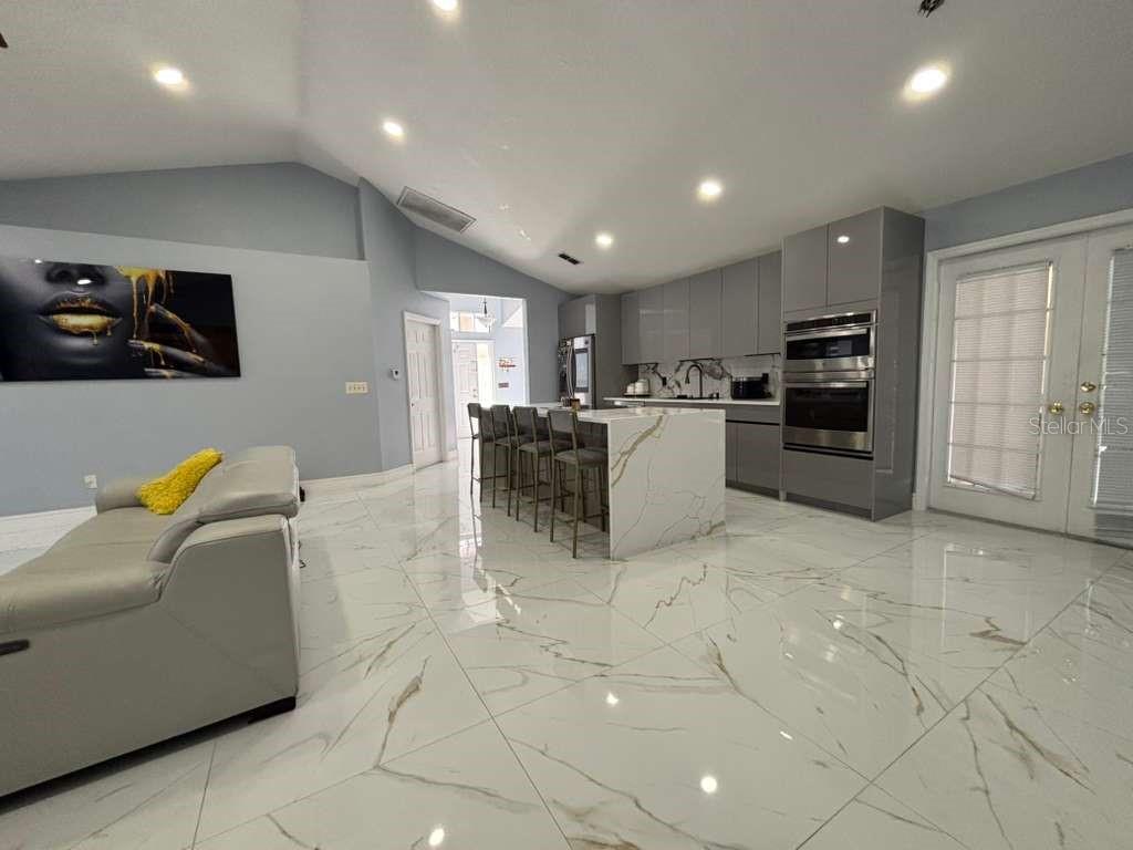 Image 9 of 34 For 1003 Clearcreek Drive