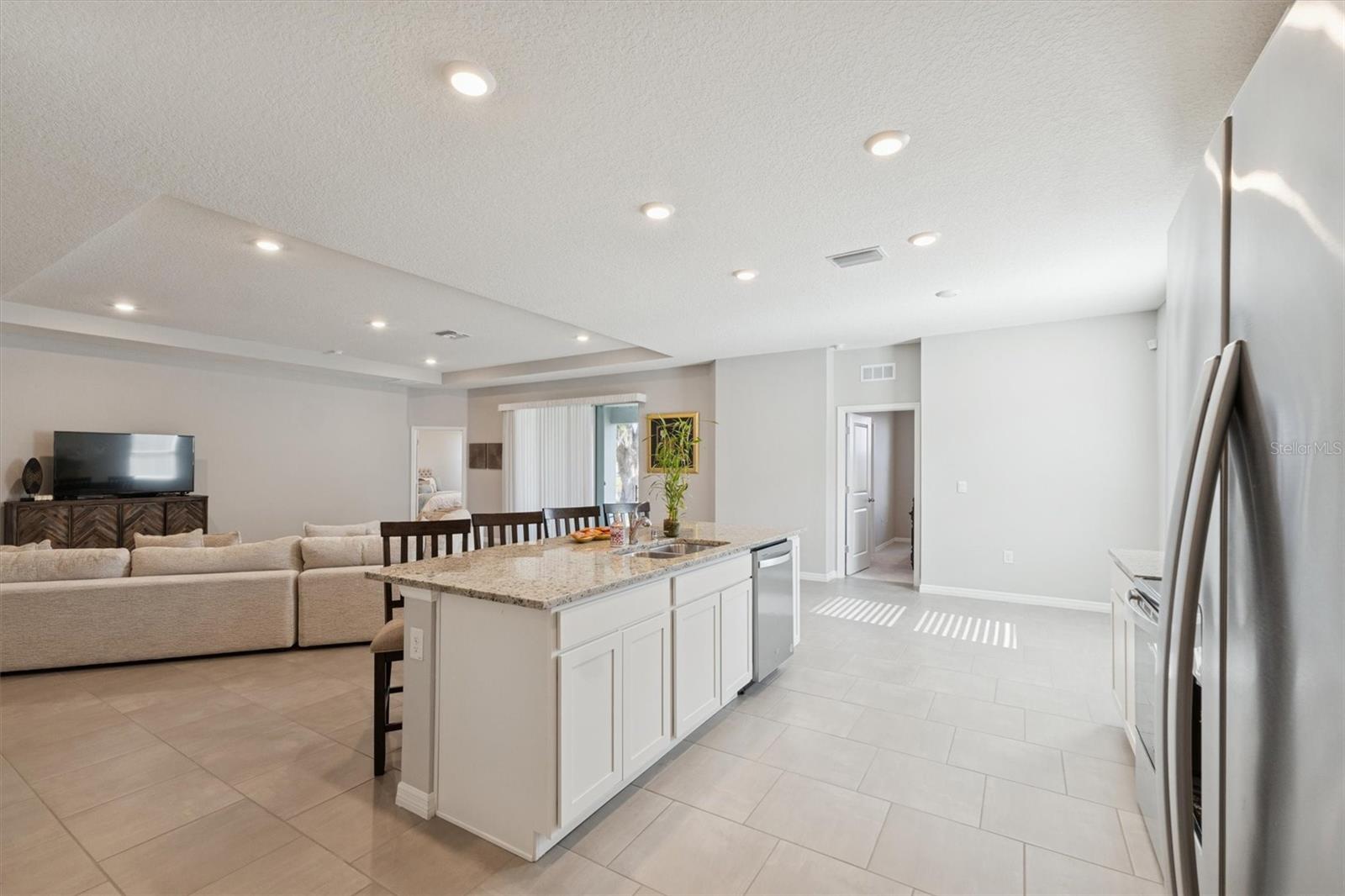 Image 14 of 38 For 10702 Laxer Cay Loop