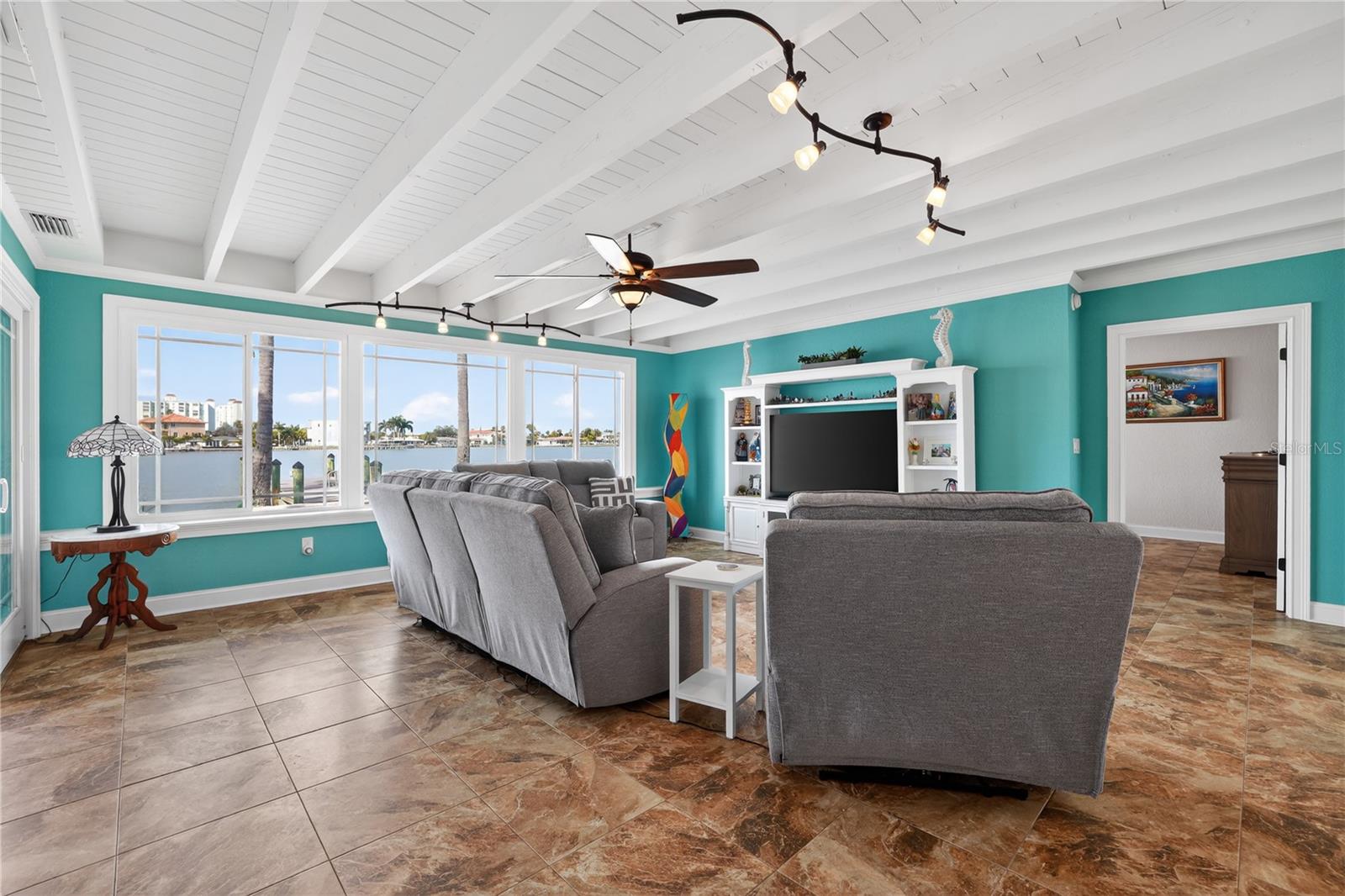 Image 26 of 62 For 225 55th Avenue