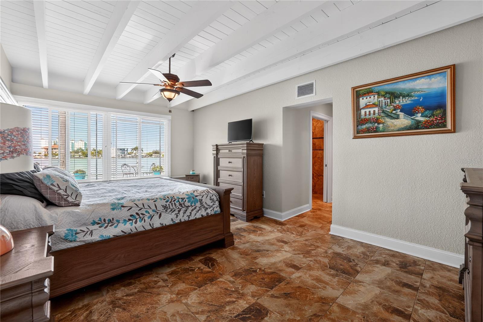 Image 27 of 62 For 225 55th Avenue