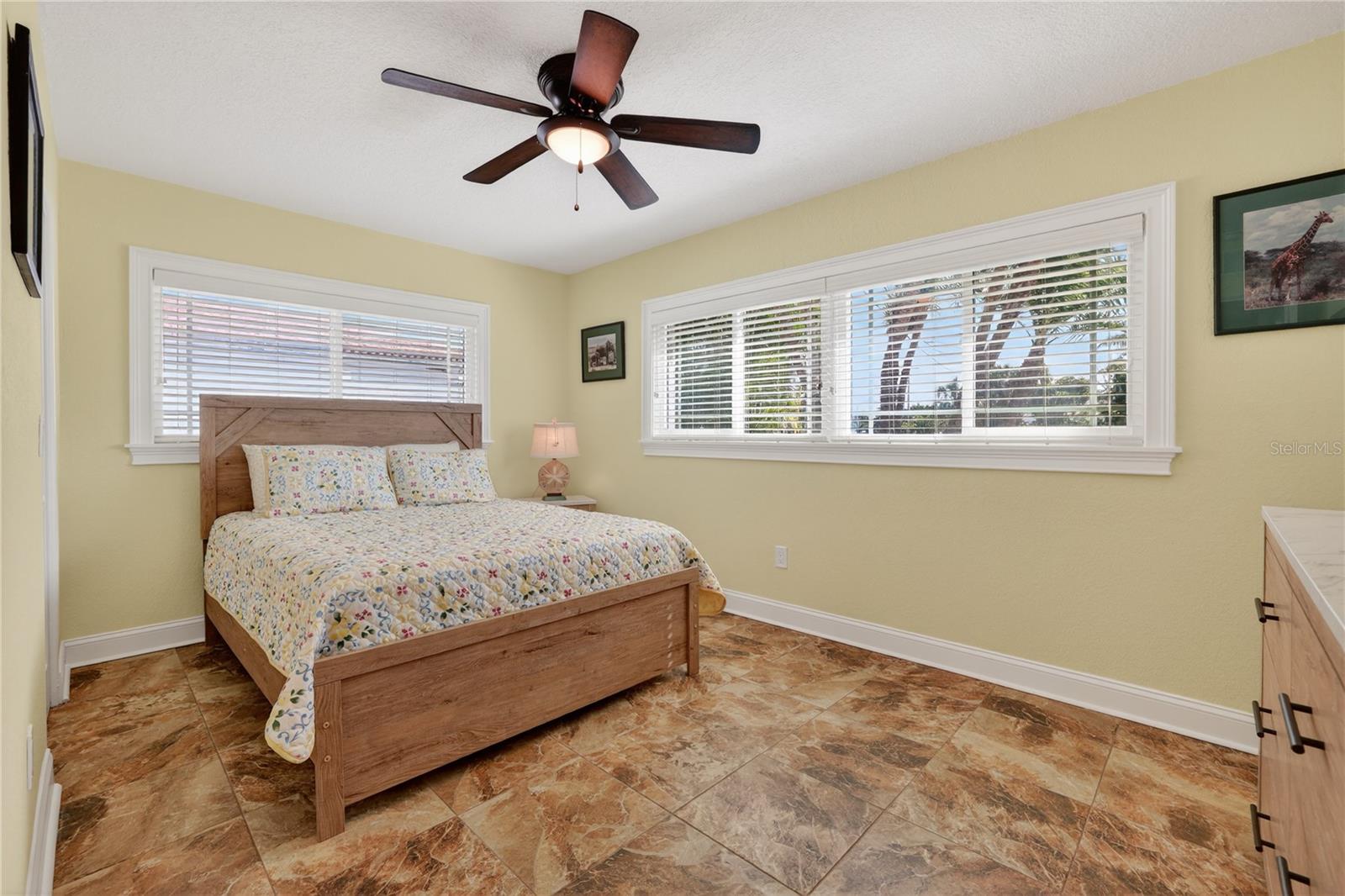 Image 37 of 62 For 225 55th Avenue