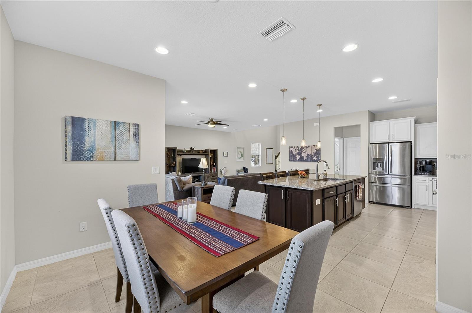 Image 15 of 48 For 6418 Yellow Buckeye Drive